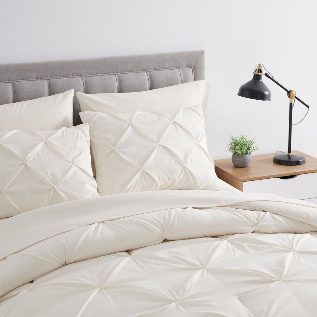 Heavyweight Warmth Comforter Set, 3-Piece, Queen, Pleated Wrinkle-Resistant Microfiber Bedding, Ivory, All-Season - Hypoallergenic Ultra-Fluffy Quilt for Winter Detail
