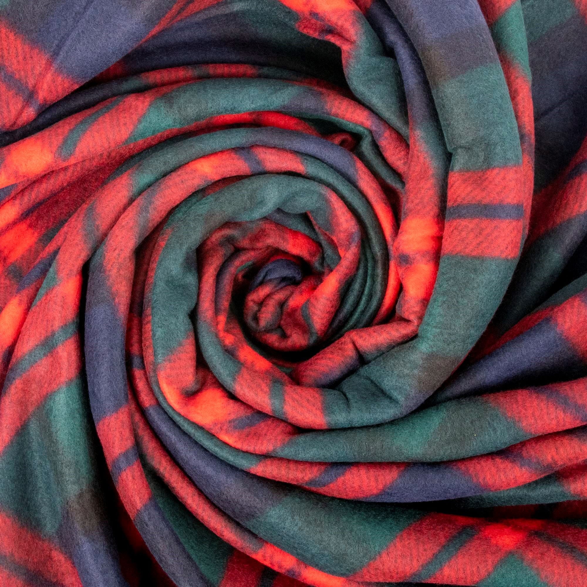 Lightweight Warm Single Plaid Color 60"L x 50"W Fleece Throw Blanket for Fall, Winter, Spring, Summer, Men, Women, Children & Pets in ... - Cozy Fleece Throw Blanket for Couch & Bed Detail