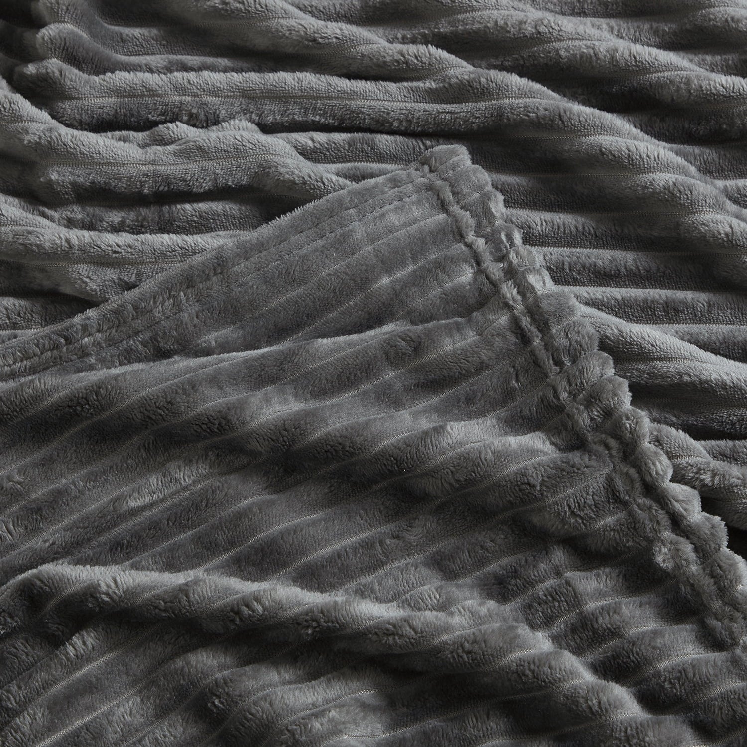 Lightweight Warm Cut Plush Fleece Blanket, Soft Lightweight Fuzzy Luxury Throw Size Bed Blankets for Bed, Throw, Gray - Luxury Knitted Decorative Throw Blanket with Fringes Detail