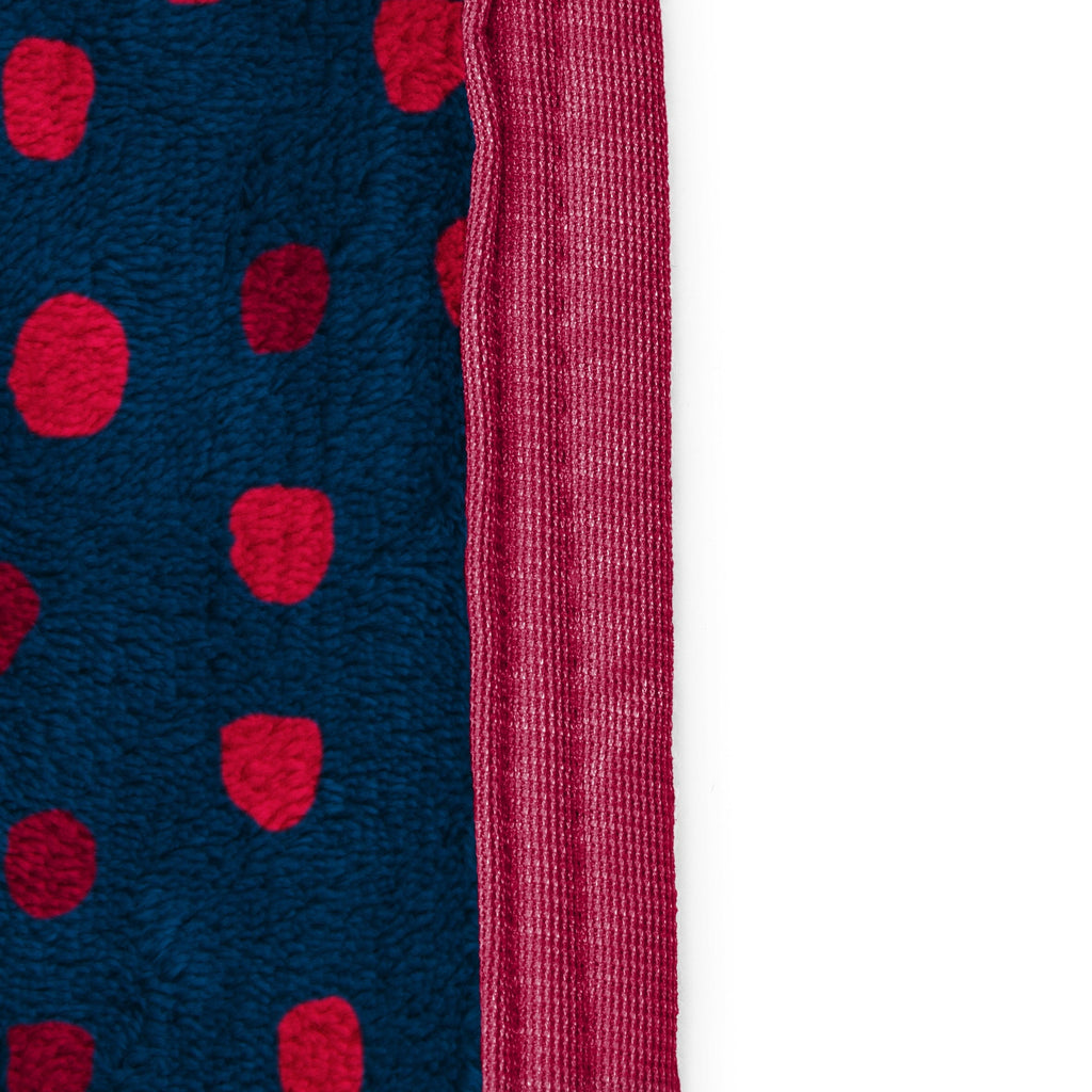 Reversible Sherpa Strawberry Shortcake Berry Meadows 46" x 60" Coral Fleece Throw Blanket, Kids, Polyester, Navy - Lightweight Plush Warm Blanket for All Seasons Detail