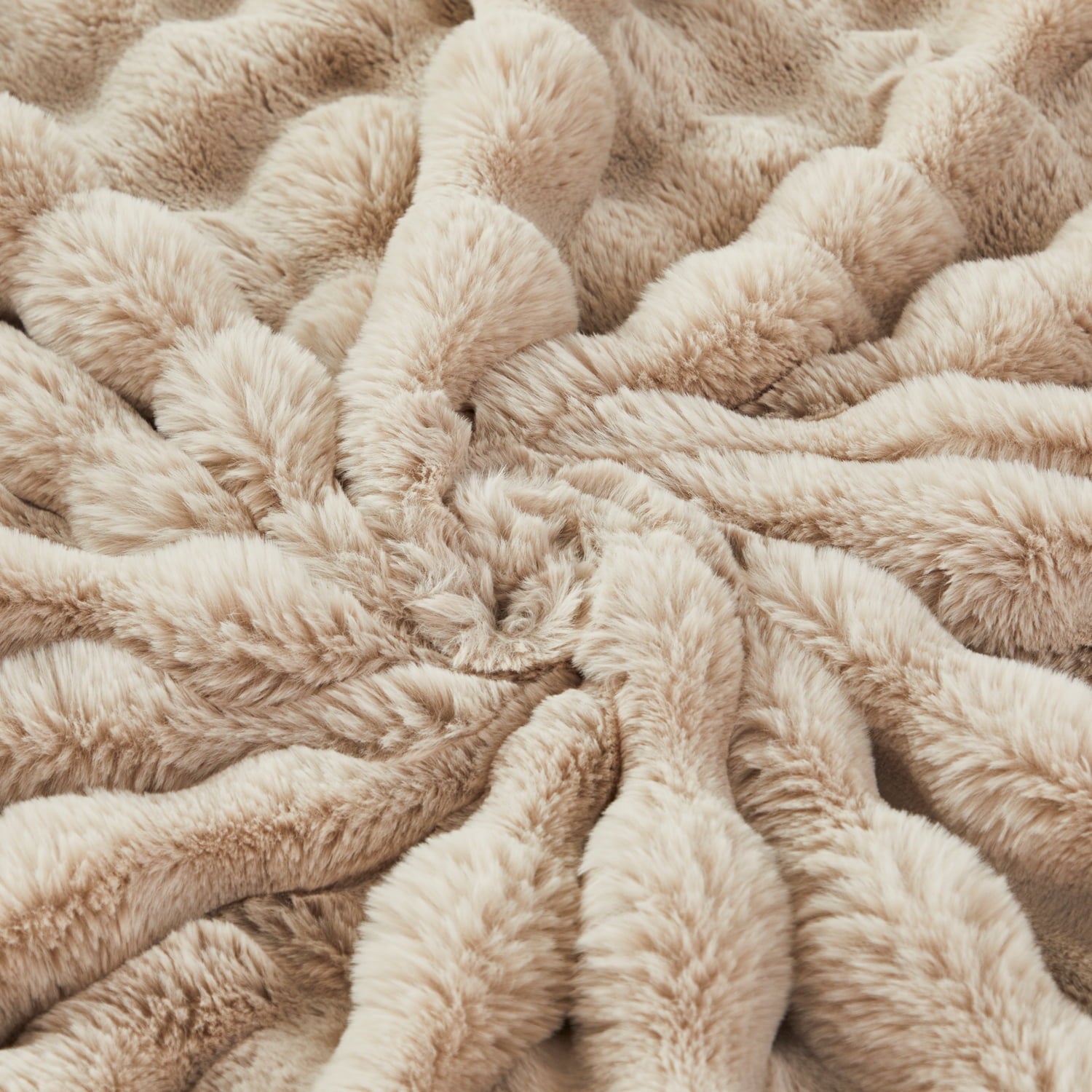 Lightweight Warm Taupe Faux Fur Bubble Blankets for Couch Chair Sofa Luxury Fluffy Thick Bubble Throw Blanket Furry Blanket Fuzzy Soft... - Lightweight Plush Warm Blanket for All Seasons Detail