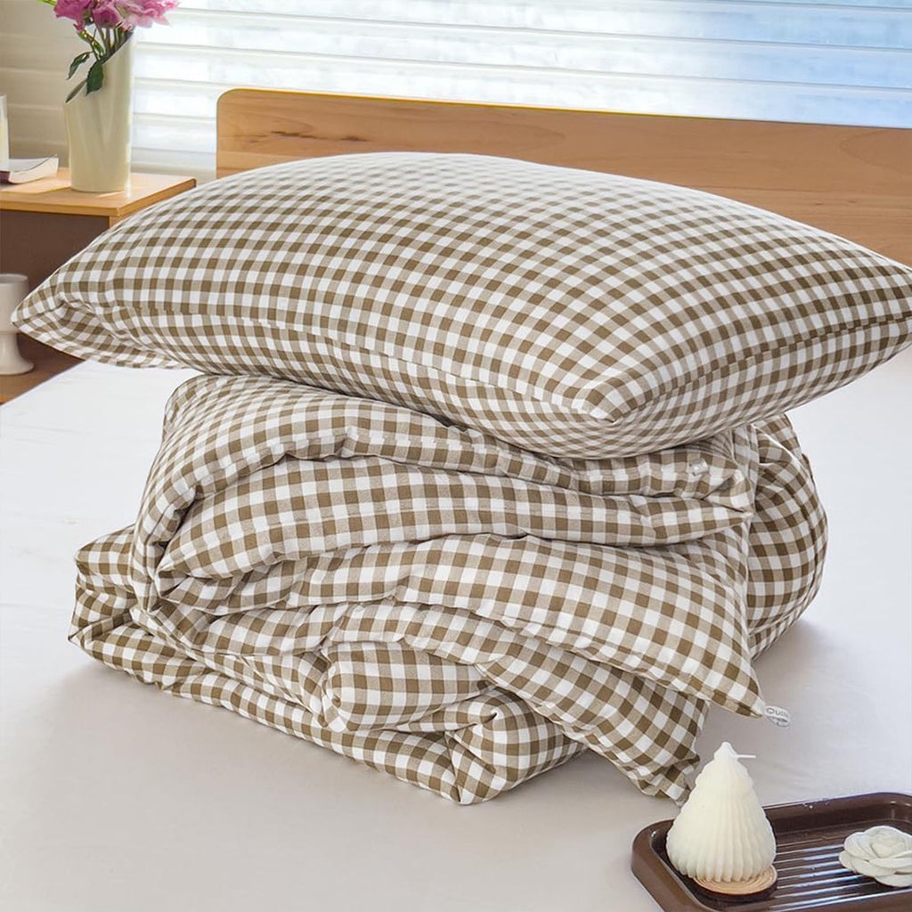 Hypoallergenic Cloud Tan Gingham Queen Comforter Set, Taupe Plaid Bedding Set, Checked Bed Comforter 3 Pieces(Tan Gingham, Queen) - All-Season Down Alternative Comforter Insert Detail