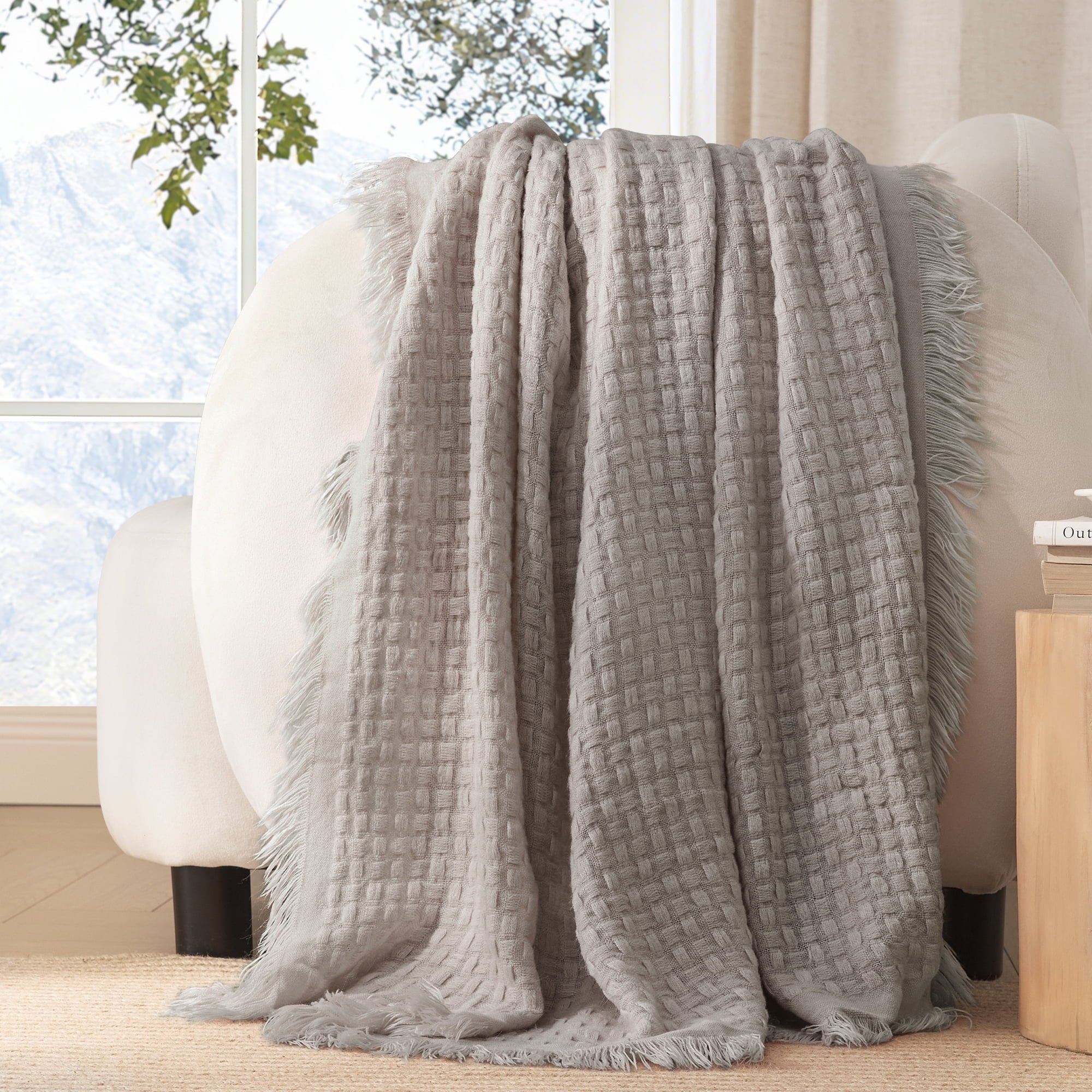 Lightweight Warm Knitted Throw Blanket with Fringes for Couch, Soft and Warm Textured Throw for All Season, Lightweight Breathable Roo... - Cozy Fleece Throw Blanket for Couch & Bed Detail