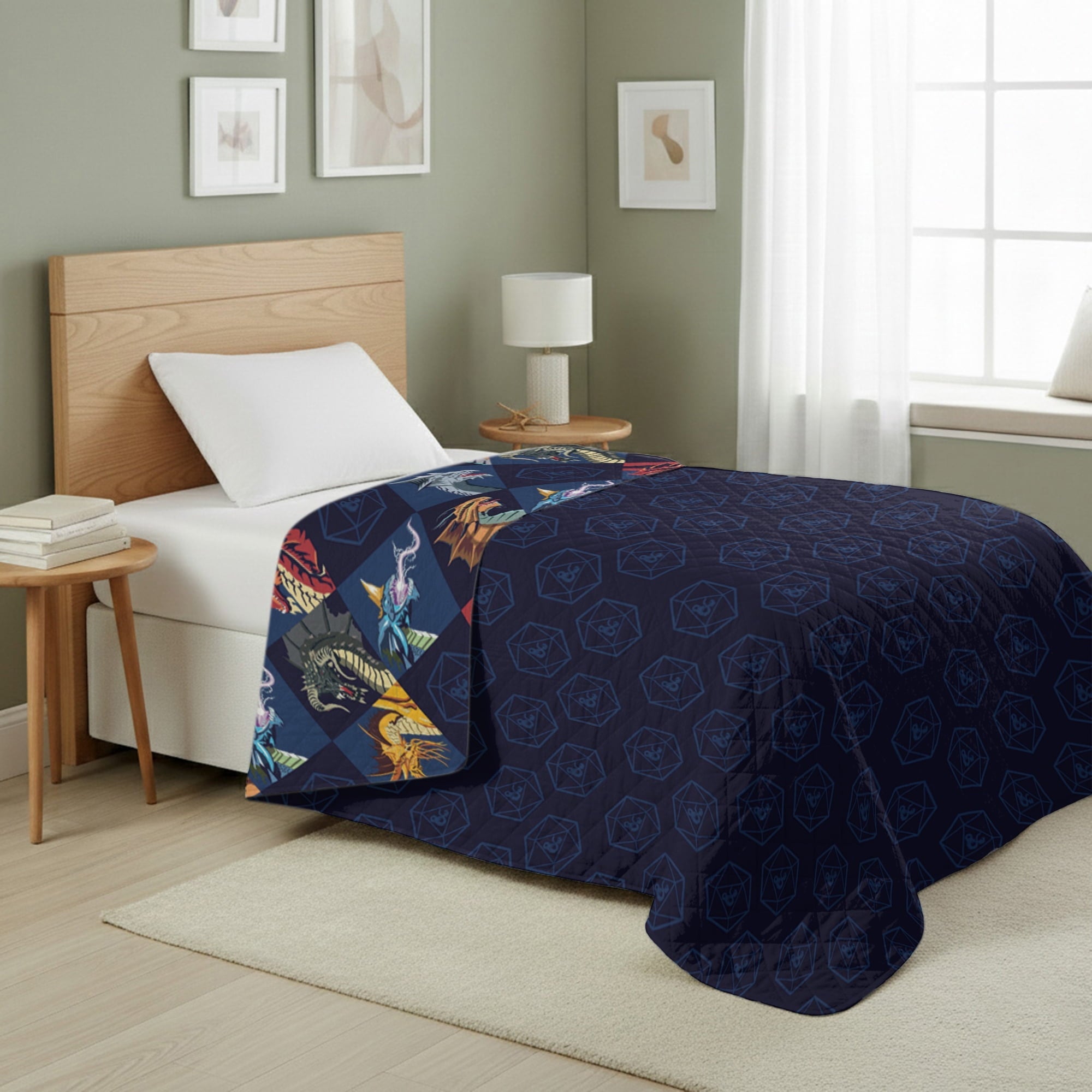 Reversible Sherpa Quilted Throw Blanket 60x80 inches, Kids Character Bedding - Super Soft Reversible Sherpa Flannel Blanket Detail