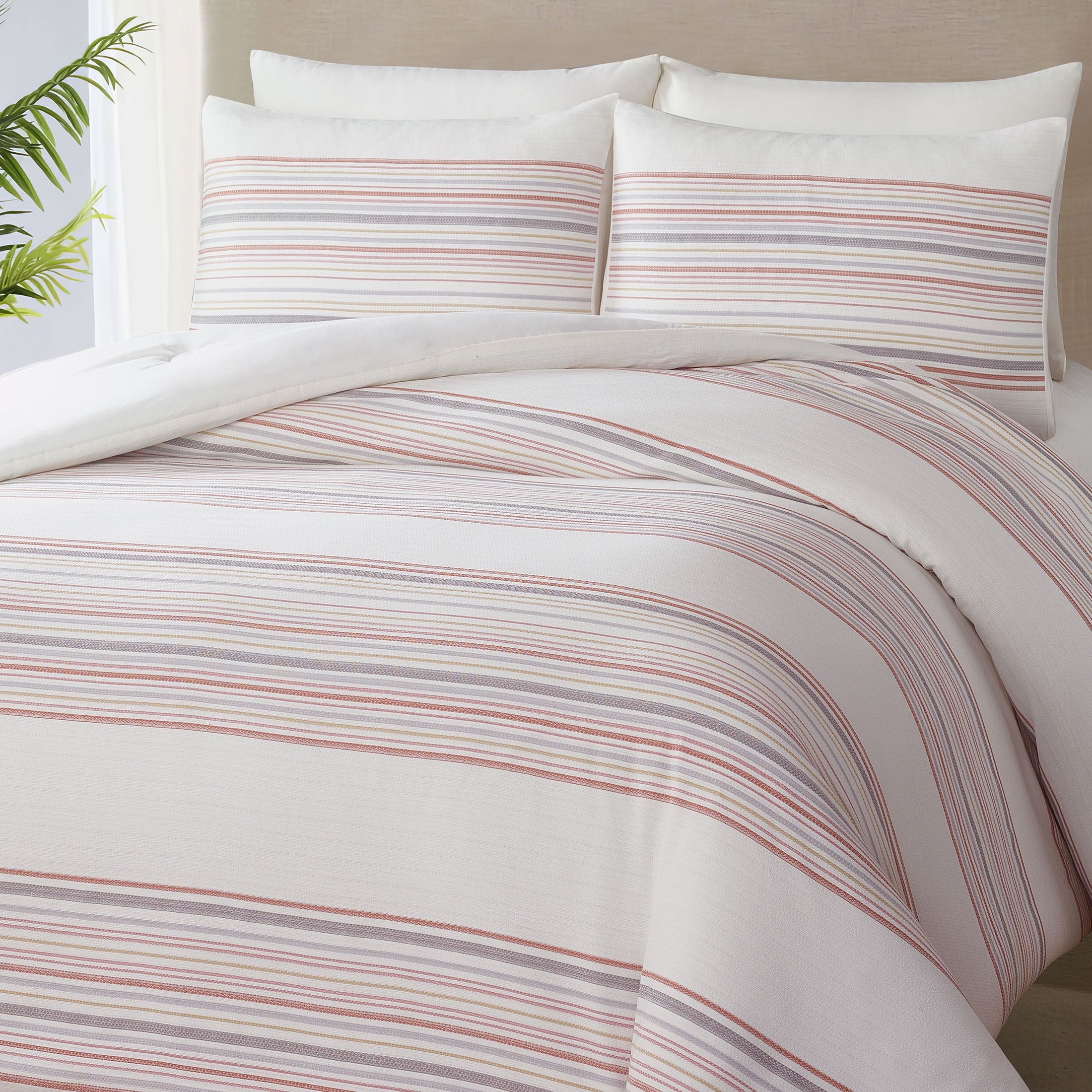 All-Season 3-Piece Red Yarn Dye Stripe Comforter Set, Full/Queen - Luxurious Quilted Duvet Cover Set Detail