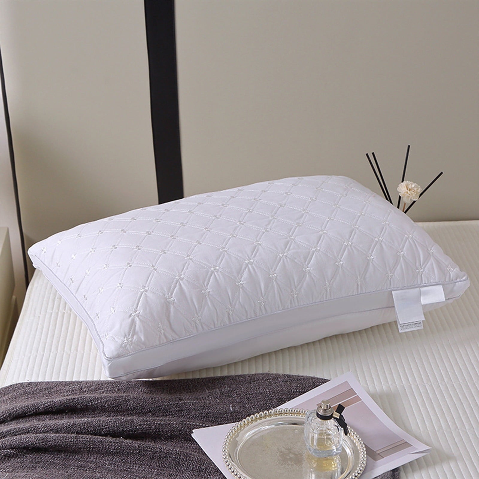 Orthopedic Support Hotel Grade Extra Soft Pillows Queen Size Set of 2 Supportive Bed Pillow for Back Side and Stomach Sleepers, Breathab... - Orthopedic Shredded Foam Bed Pillow Set Detail