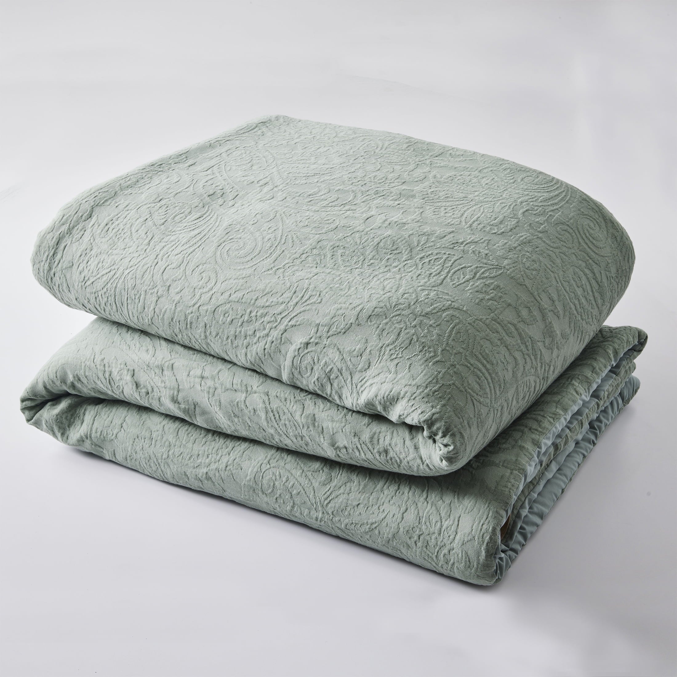 Hypoallergenic Cloud 3-Piece Sage Floral Comforter Set, Full/Queen - Luxurious Quilted Duvet Cover Set Detail