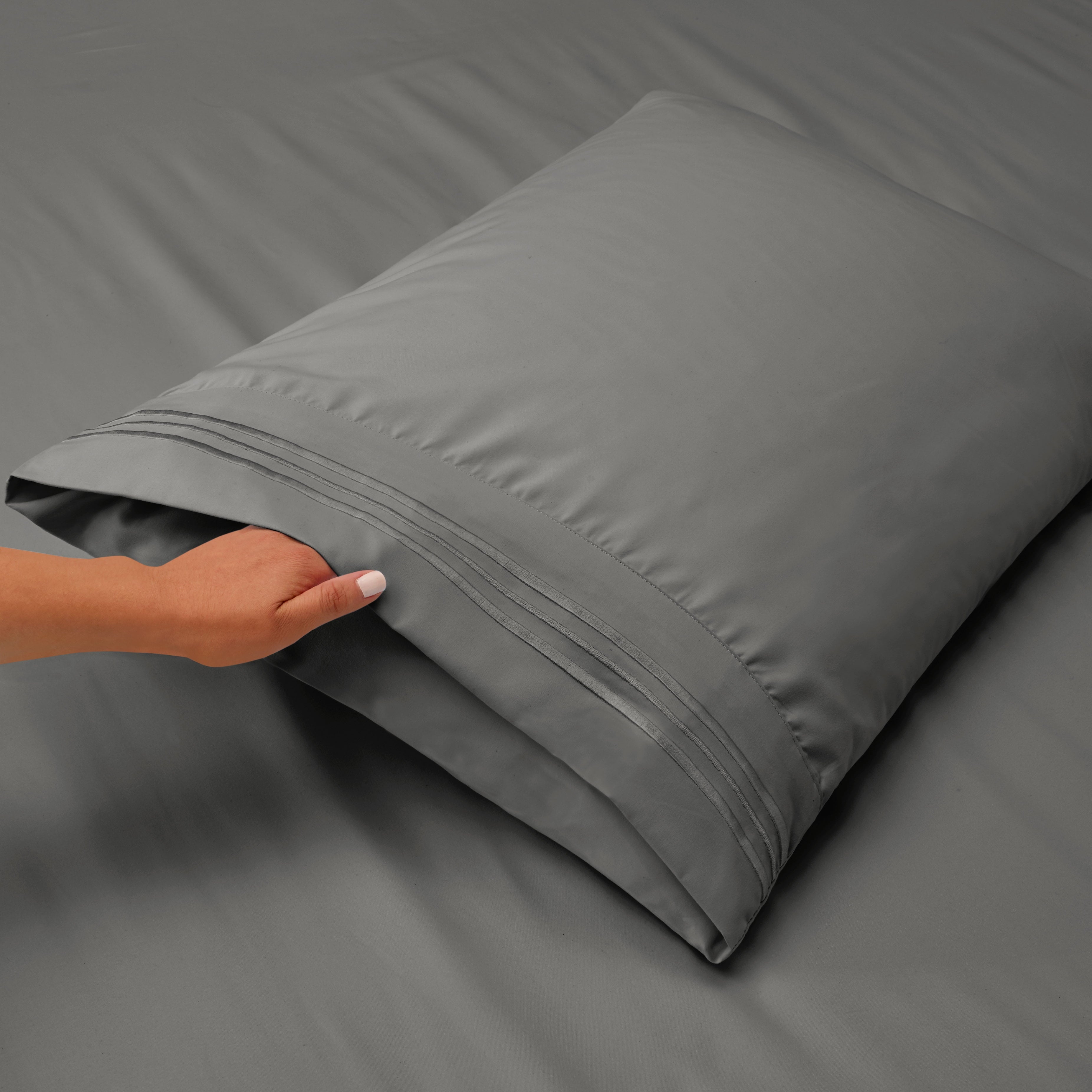 Breathable Luxury Sheets Set, 4 Piece Deep Pocket Sheets, 100% Soft Microfiber Bed Sheets Set, Gray - Breathable Egyptian Cotton Flat & Fitted Sheets Detail