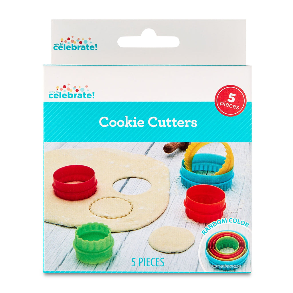 Innovative Round Double-Sided Plastic Cookie Cutter Set, 5 Pieces - Innovative Kitchen Helper for Modern Cooking Detail