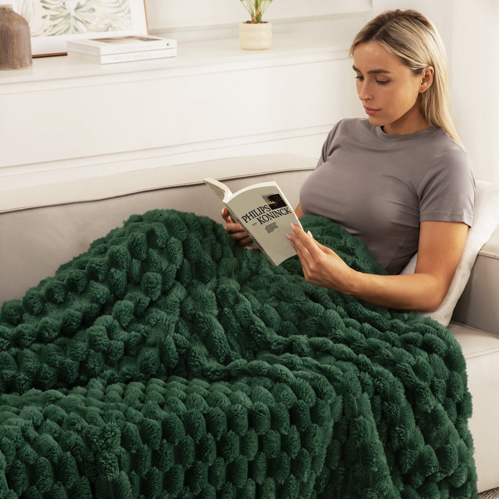 Decorative Knitted 50"x60" Throw Blanket for Couch with Expanded 3D-Jacquard Pattern, Fuzzy Soft Cozy Exquisite Blankets or All Season, ... - Super Soft Reversible Sherpa Flannel Blanket Detail