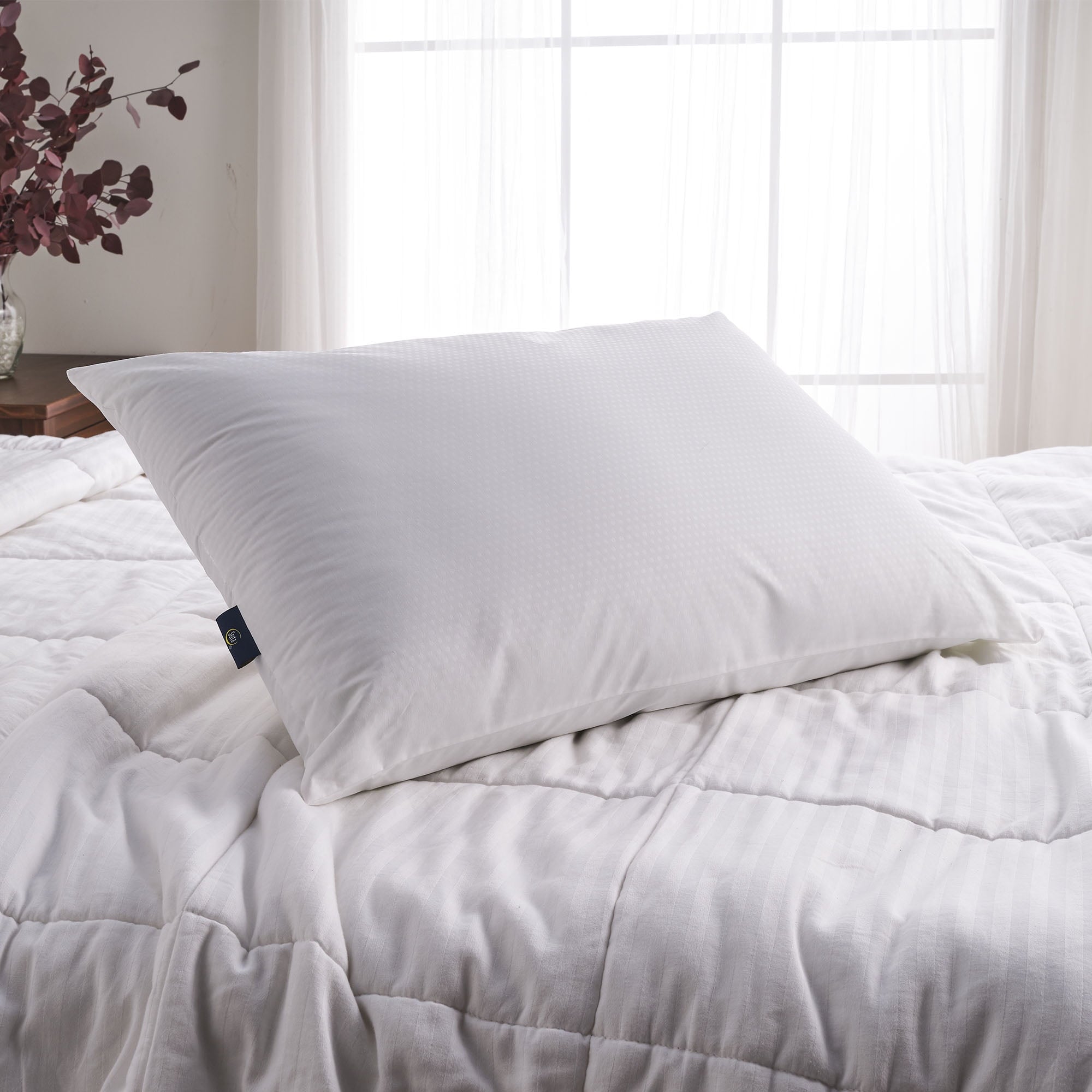 Decorative Plump Cooling Pillow - 2 Pack - Orthopedic Shredded Foam Bed Pillow Set Detail