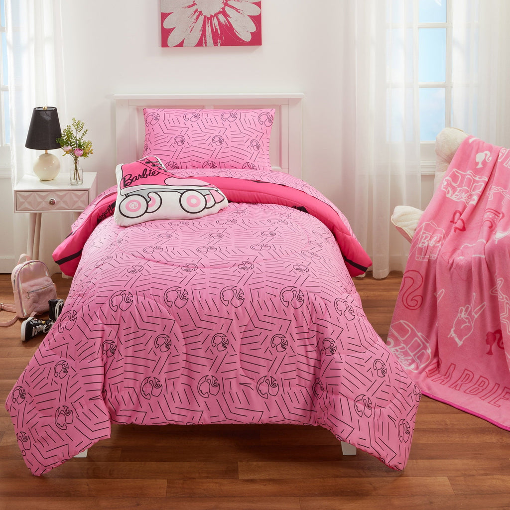 All-Season Kids 2 Piece Pink Black Chevron Reversible Comforter and Pillowcase set, Twin/full - Hypoallergenic Ultra-Fluffy Quilt for Winter Detail