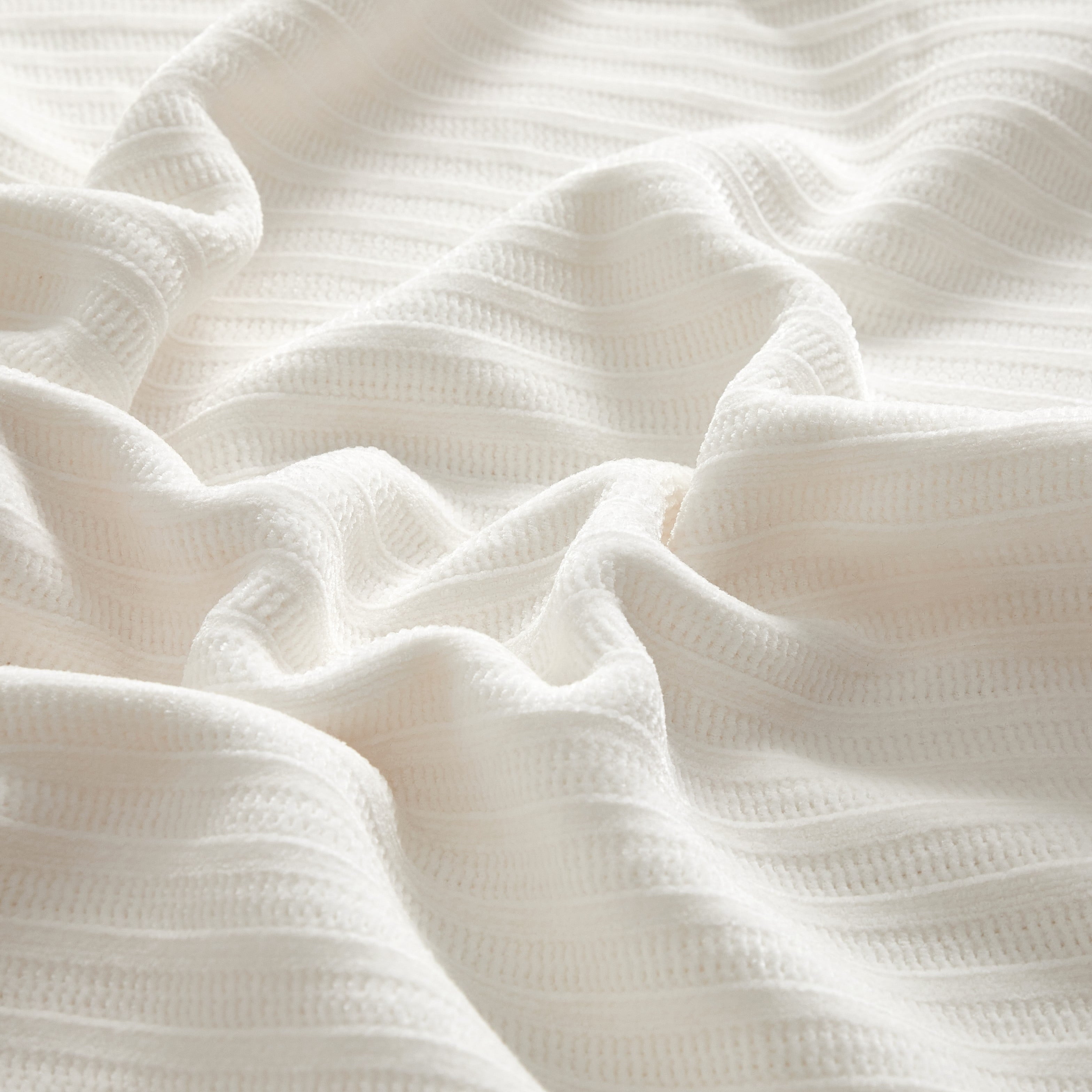 Cozy Fleece Cozy Chenille Reverse to Plush Soft Couch Throw, Vanilla Dream, Standard Size - Super Soft Reversible Sherpa Flannel Blanket Detail