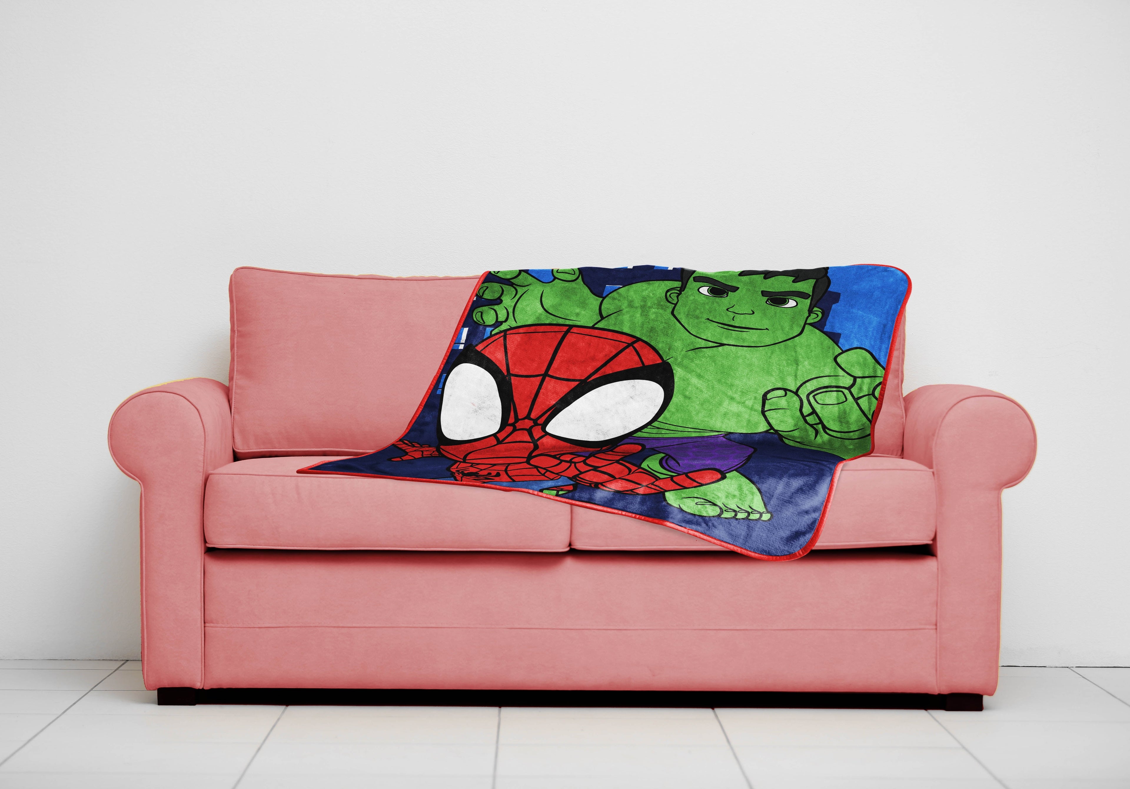 Decorative Knitted Spidey & His Amazing Friends Kids Throw, 46 x 60, Microfiber, Blue, Marvel - Super Soft Reversible Sherpa Flannel Blanket Detail