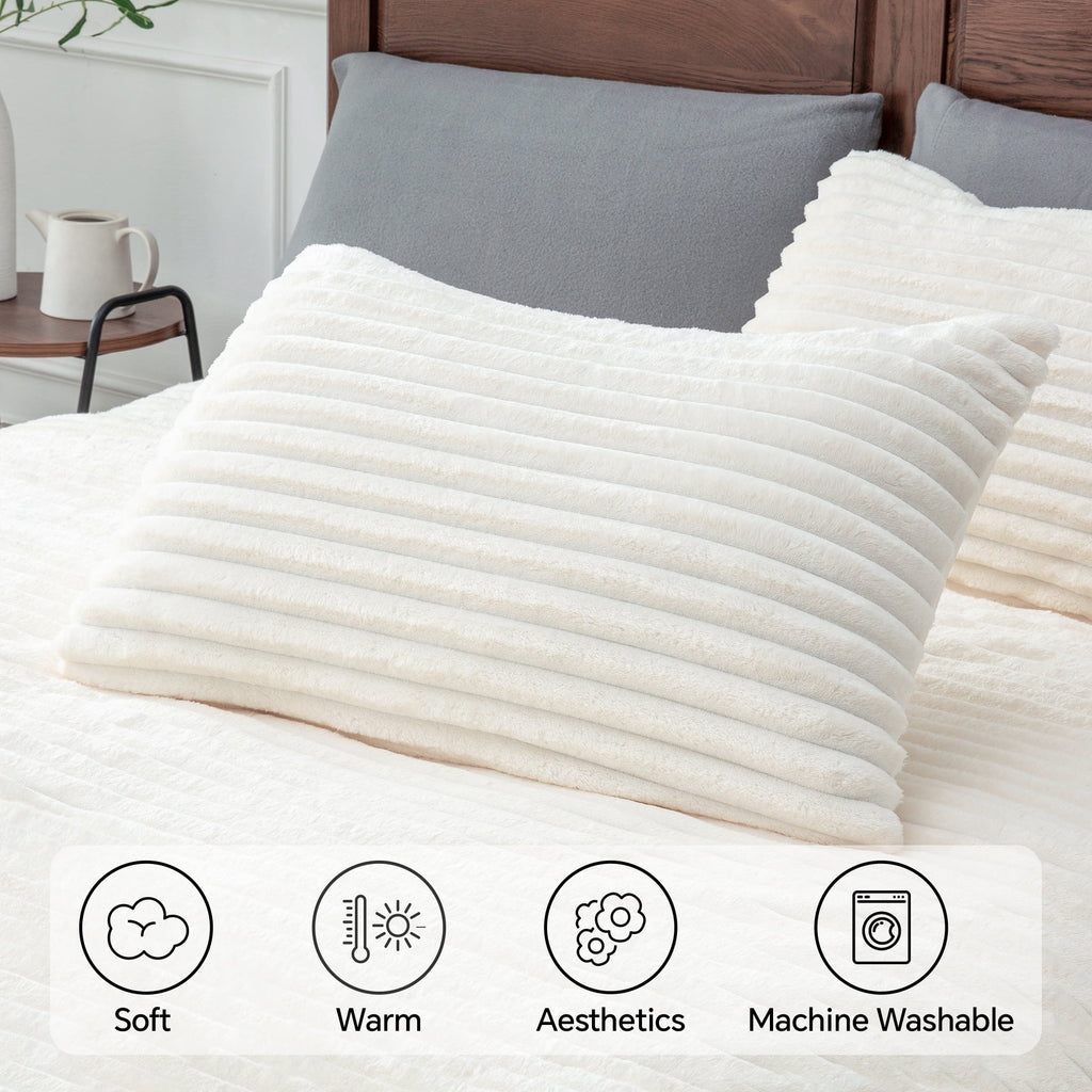 Hypoallergenic Cloud Fleece Queen Comforter Set -Super Soft & Warm Fluffy White Bedding, Luxury Fuzzy Heavy Bed Set for Winter with 2 Pill... - Luxurious Quilted Duvet Cover Set Detail