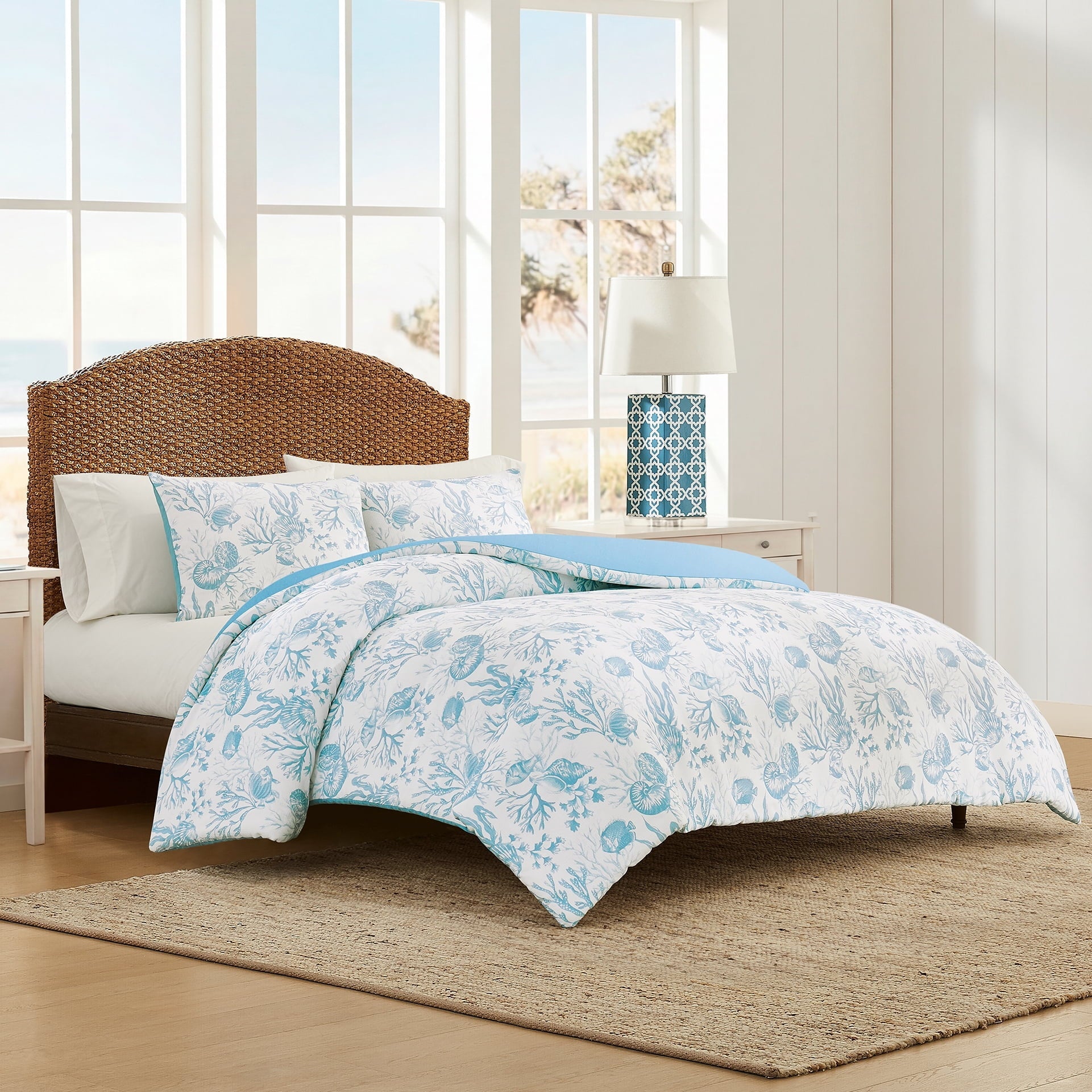 Heavyweight Warmth 3-Piece Lightweight 100% Cotton Blue & White Ocean Print Comforter Set, Full/Queen - Hypoallergenic Ultra-Fluffy Quilt for Winter Detail