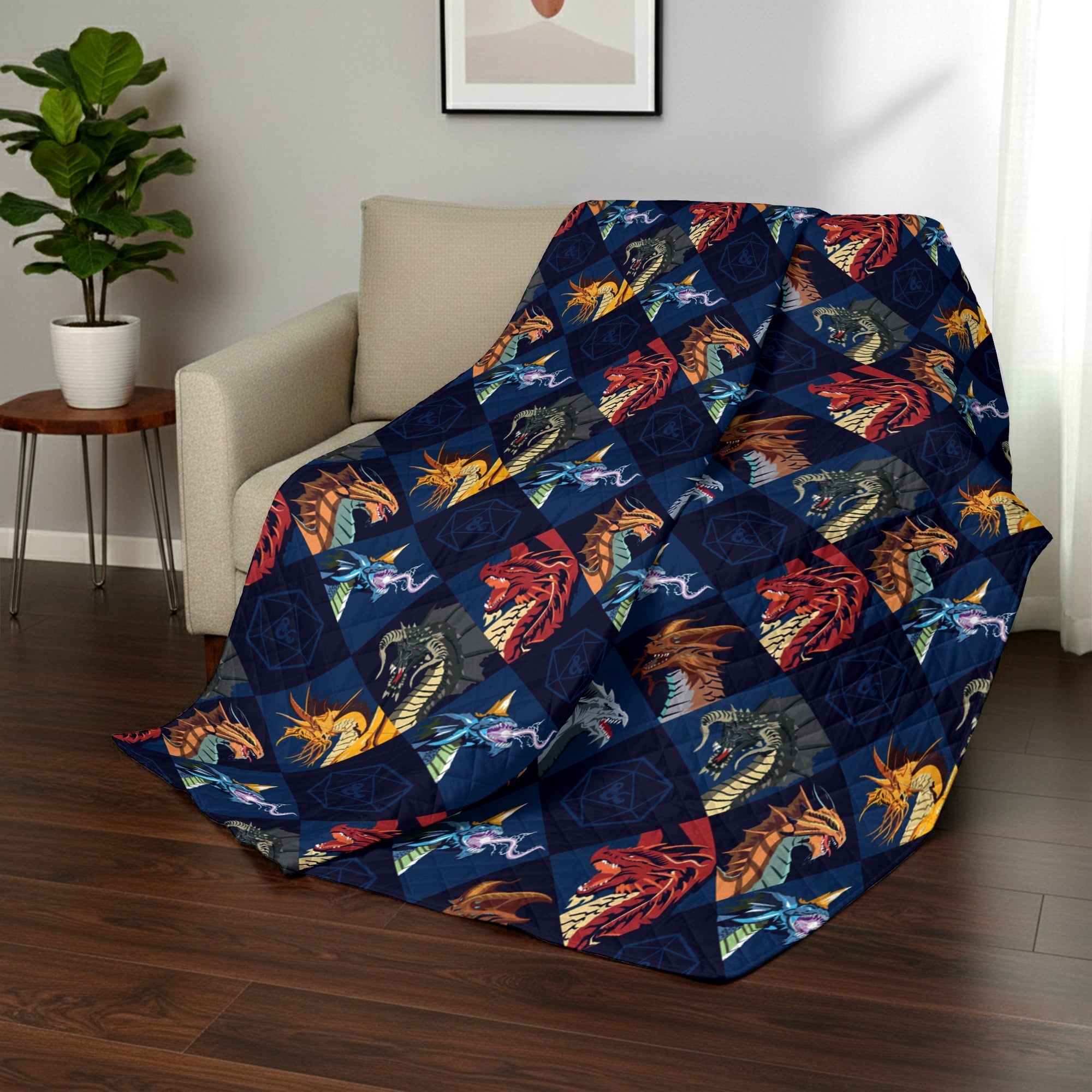 Reversible Sherpa Quilted Throw Blanket 60x80 inches, Kids Character Bedding - Super Soft Reversible Sherpa Flannel Blanket Detail