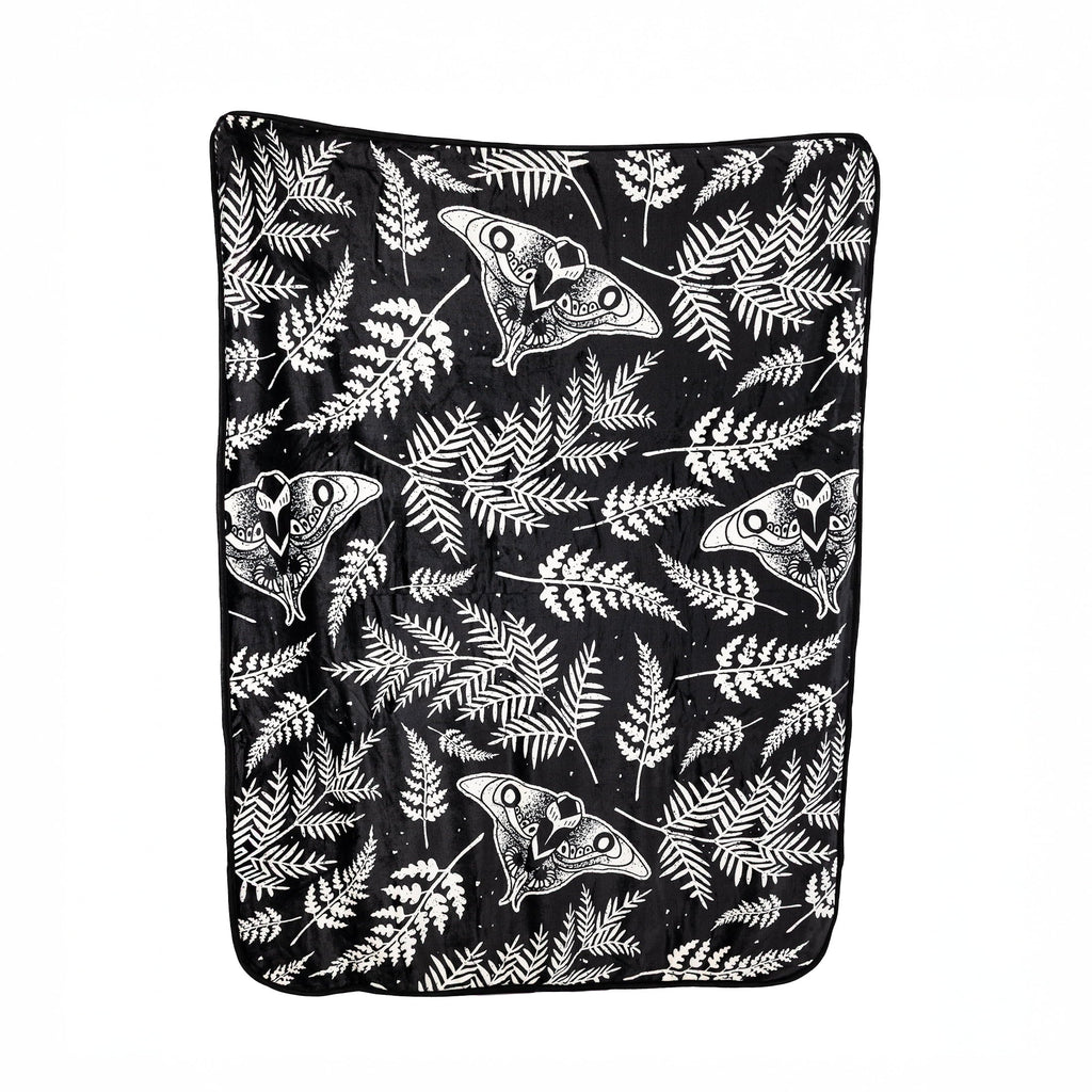 Cozy Fleece Black and White Polyester Throw Blanket, 50" X 60" - Super Soft Reversible Sherpa Flannel Blanket Detail