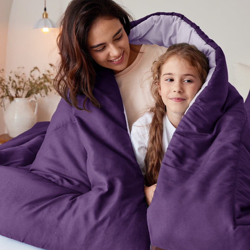 All-Season Lightweight Reversible 3-Piece Comforter Set All Seasons, Down Alternative Comforter with 2 Pillow Shams, Queen Size,... - Luxurious Quilted Duvet Cover Set Detail