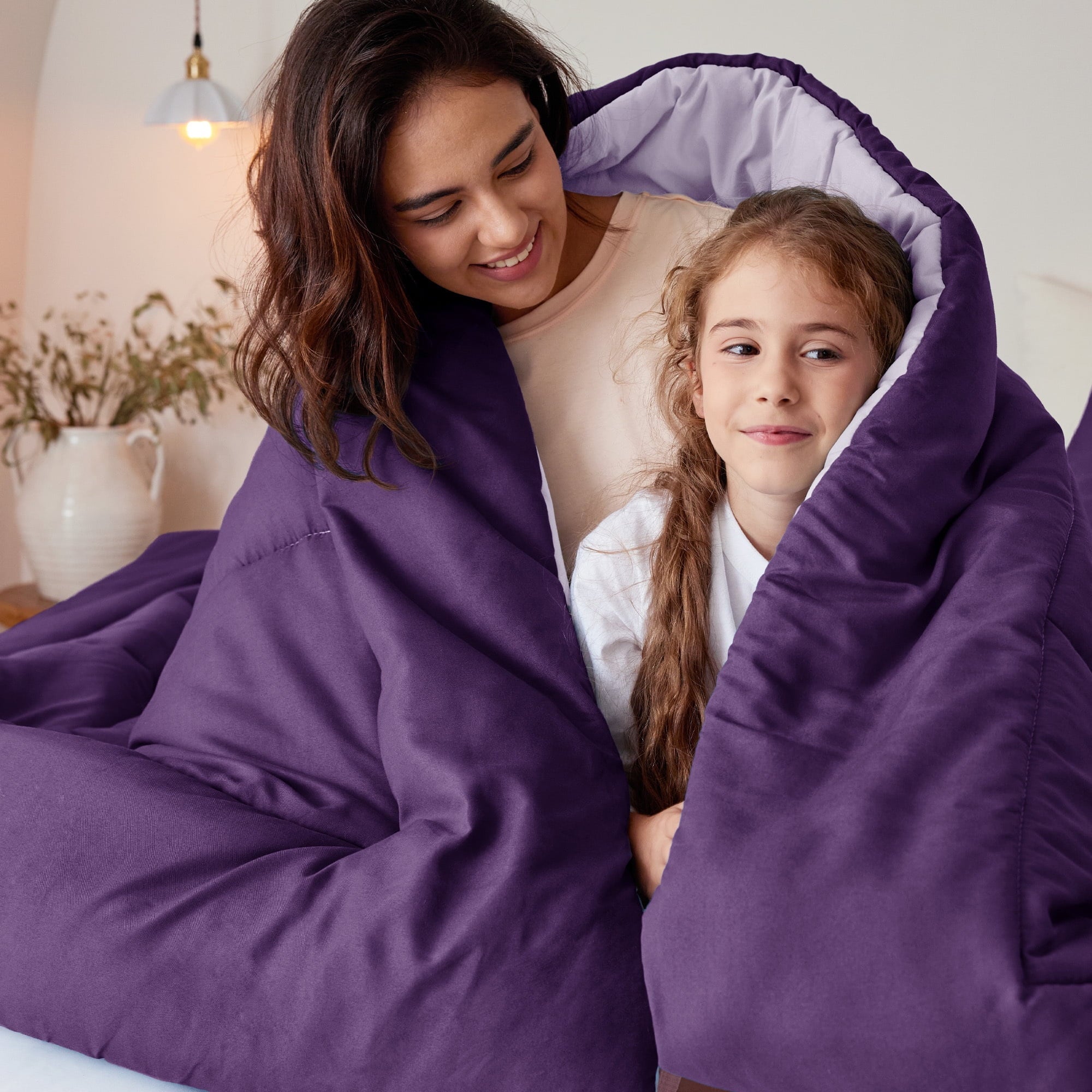 All-Season Lightweight Reversible 3-Piece Comforter Set All Seasons, Down Alternative Comforter with 2 Pillow Shams, Queen Size,... - Luxurious Quilted Duvet Cover Set Detail