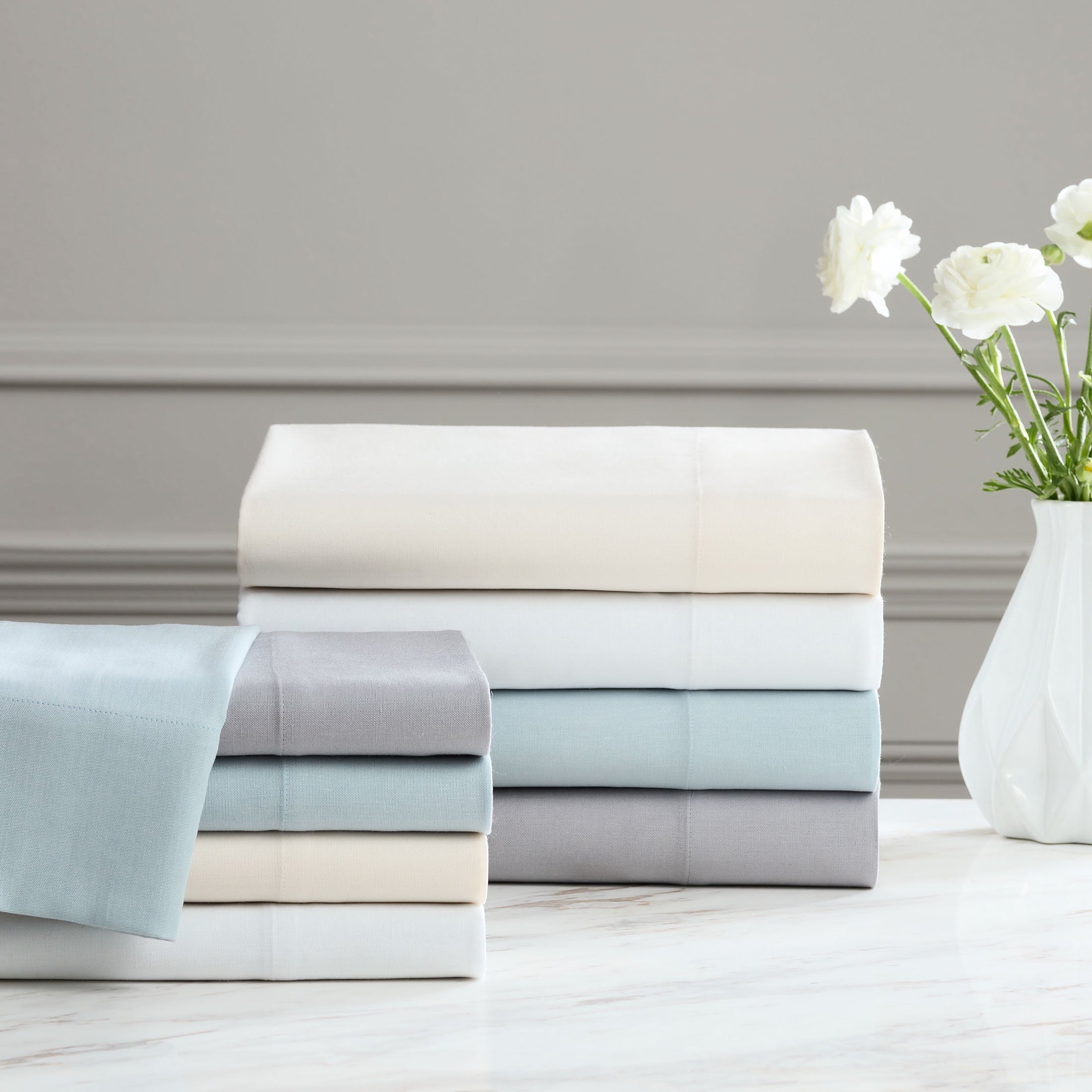 Premium Egyptian Cotton 4-Piece White Lyocell & Linen Blend Percale Bed Sheet Set, Queen - Breathable Egyptian Cotton Flat & Fitted Sheets Detail