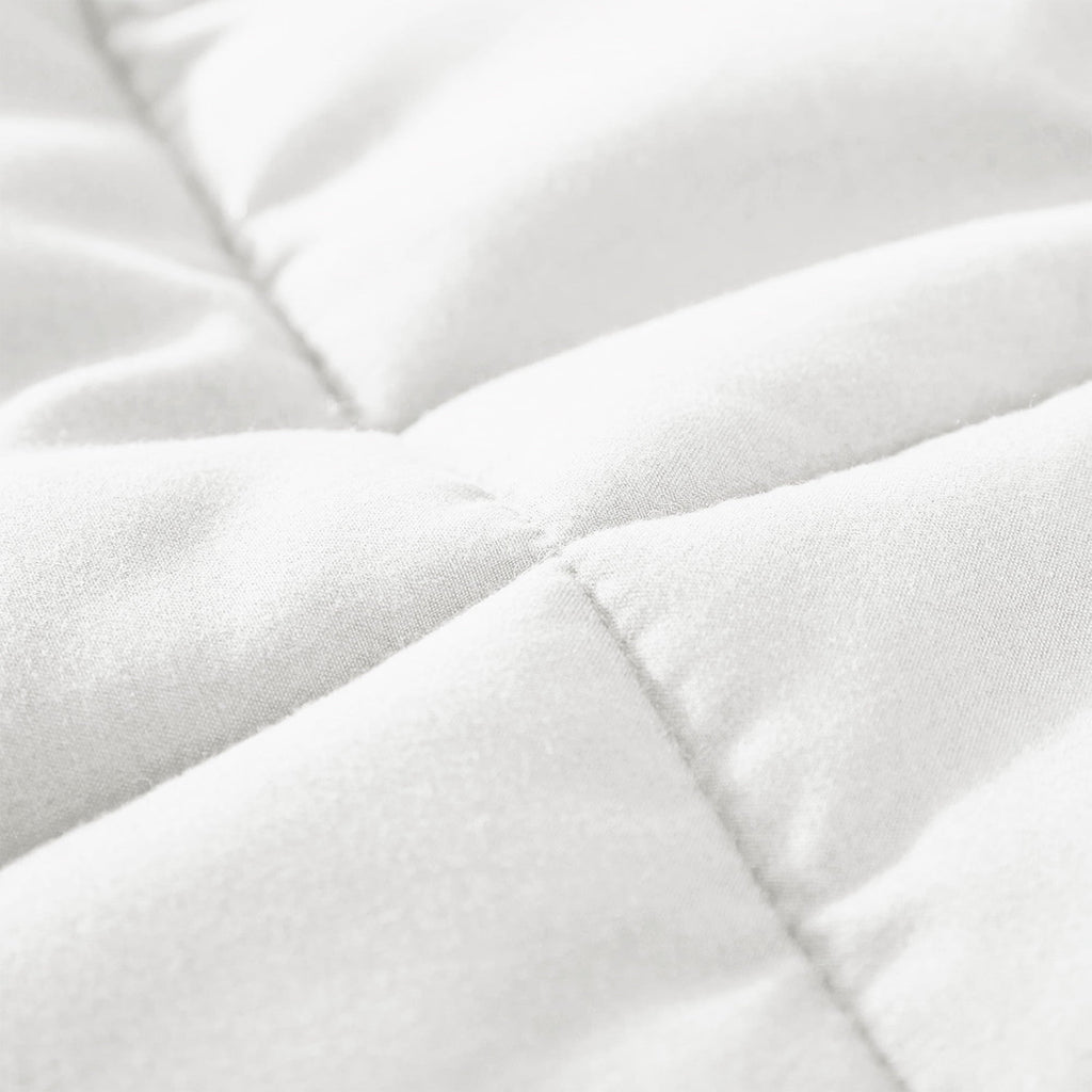 Luxurious Quilted Queen Comforter Set White, 3-Piece Solid Comforter Duvet Insert with Corner Tabs, Lightweight Bedding Down Alternativ... - Hypoallergenic Ultra-Fluffy Quilt for Winter Detail