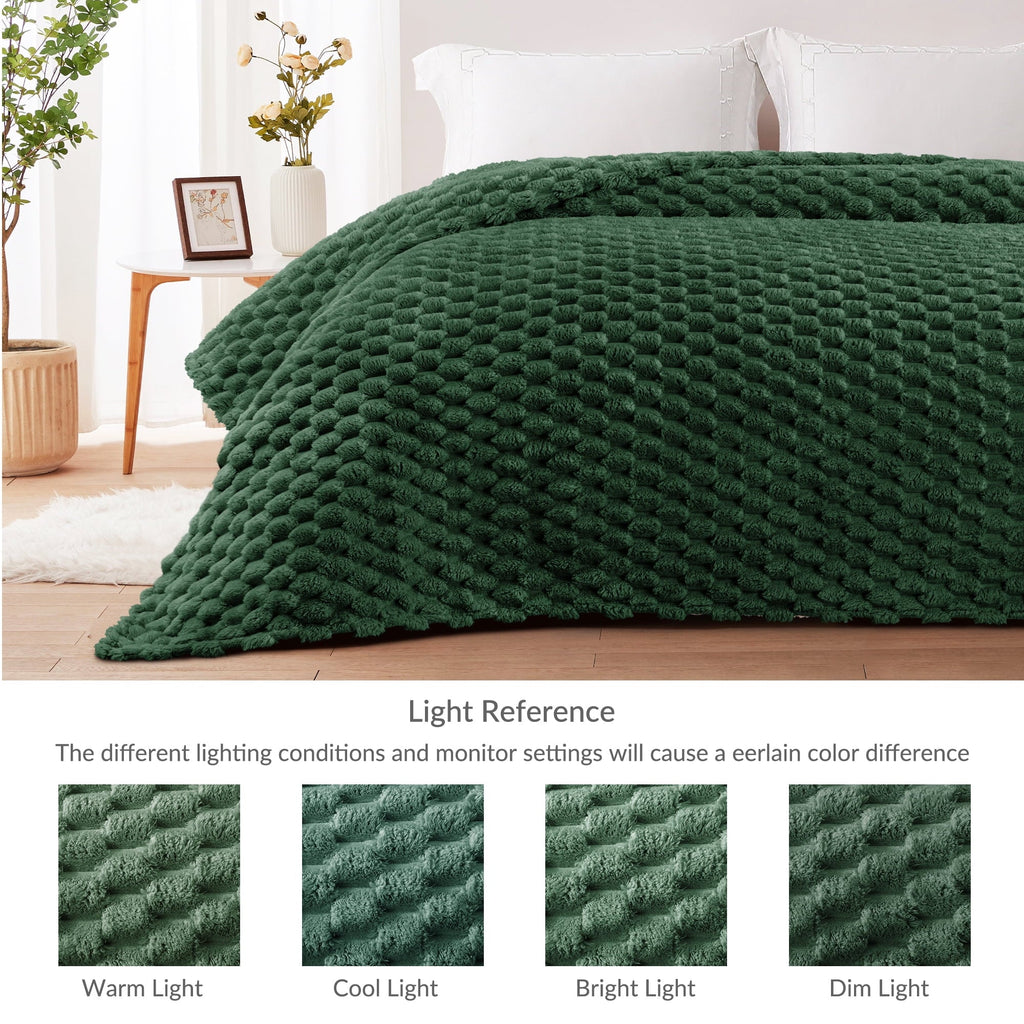 Decorative Knitted 50"x60" Throw Blanket for Couch with Expanded 3D-Jacquard Pattern, Fuzzy Soft Cozy Exquisite Blankets or All Season, ... - Super Soft Reversible Sherpa Flannel Blanket Detail