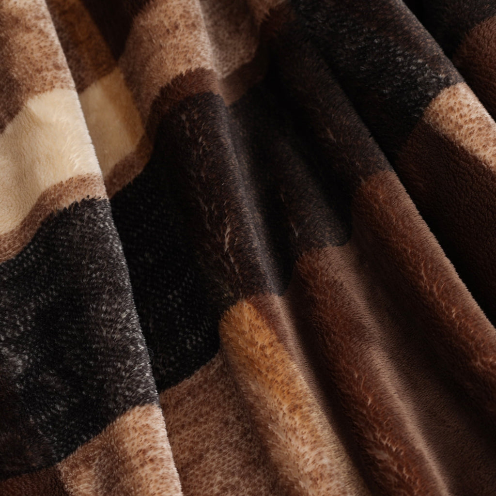 Cozy Fleece Printed Velvet Plush Super Soft Throw Blanket, Oversized, Shelton Brown Plaid - Lightweight Plush Warm Blanket for All Seasons Detail