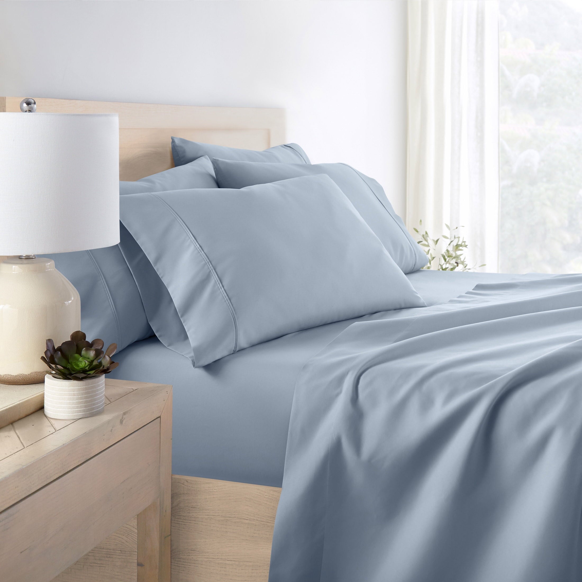 Ultra-Soft Queen, Light Blue Solid Microfiber 6 Piece Bed Sheet Set - Premium Ultra-Soft Pillowcase Pair for Sleeping Detail