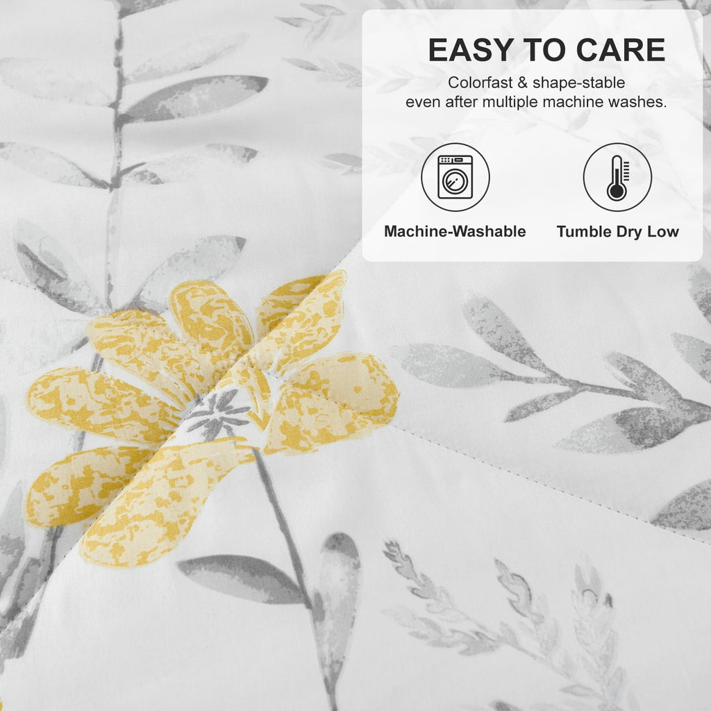 Hypoallergenic Cloud 3 Piece Comforter Set Queen Yellow Floral Quilt Microfiber Patchwork Bedspread - Luxurious Quilted Duvet Cover Set Detail