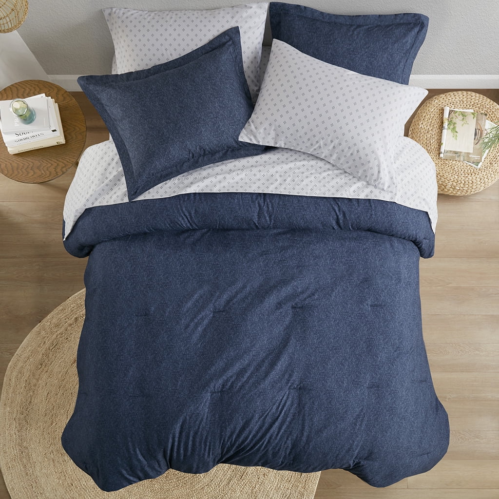 Heavyweight Warmth Queen Size Comforter Set, 7-Piece Reversible Bed in a Bag with Sheets, Navy - Hypoallergenic Ultra-Fluffy Quilt for Winter Detail