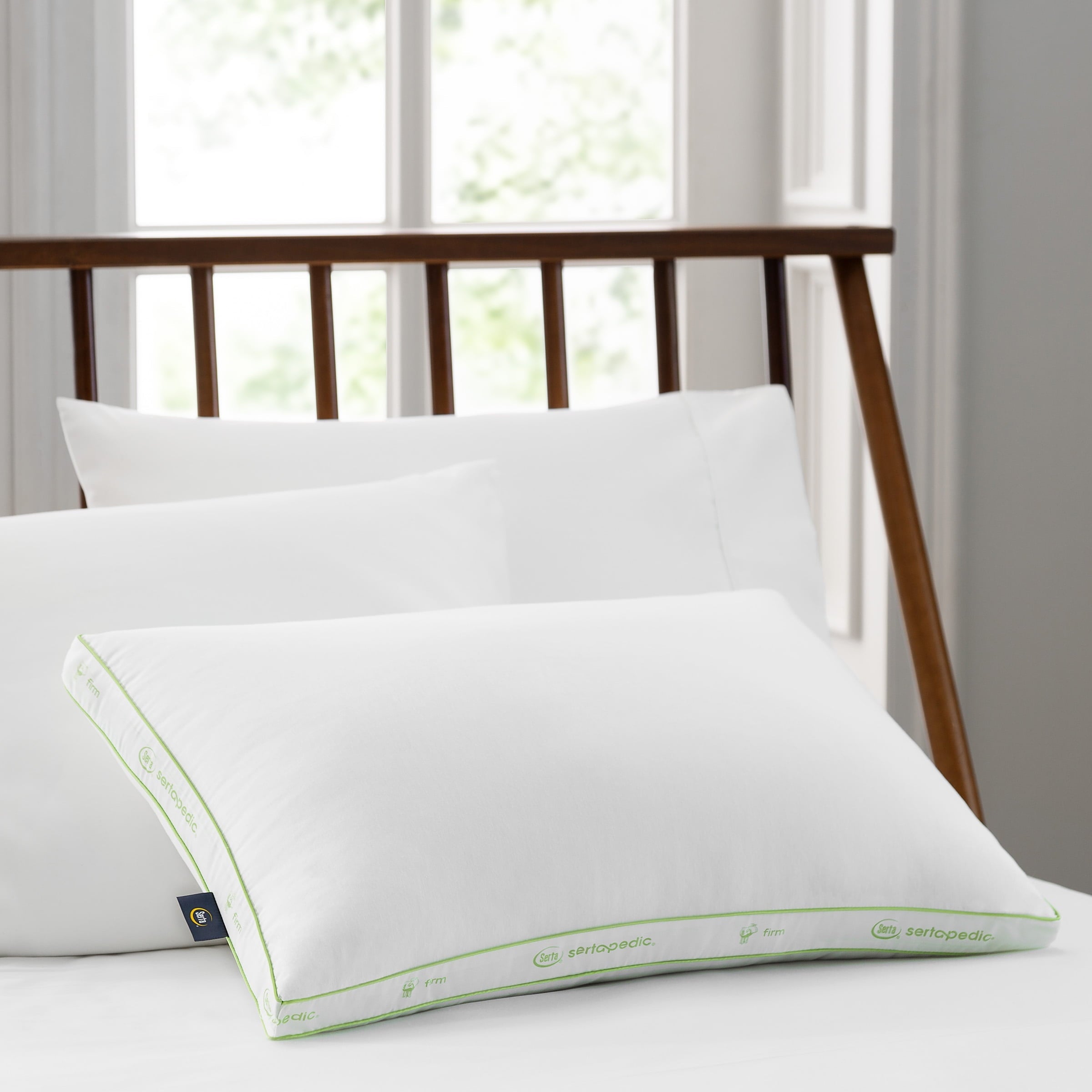 Ergonomic Memory Foam Firm Bed Pillow, Standard/Queen, 2 Pack - Hotel Quality Plush Sleeping Pillows Detail