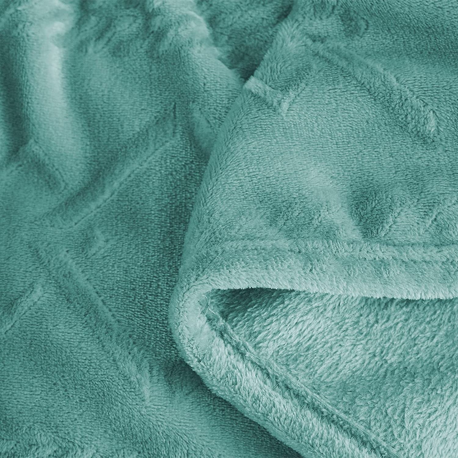 Super Soft Flannel Queen Size Soft Bed Blanket, Warm Fuzzy Luxury Bed Blankets, Decorative Geometry Pattern Plush Throw Blanket for Bed,... - Lightweight Plush Warm Blanket for All Seasons Detail