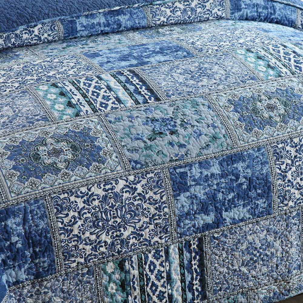 All-Season Quilt Comforter Cotton Bedding Set With Shams, Vintage Blue, King - Hypoallergenic Ultra-Fluffy Quilt for Winter Detail