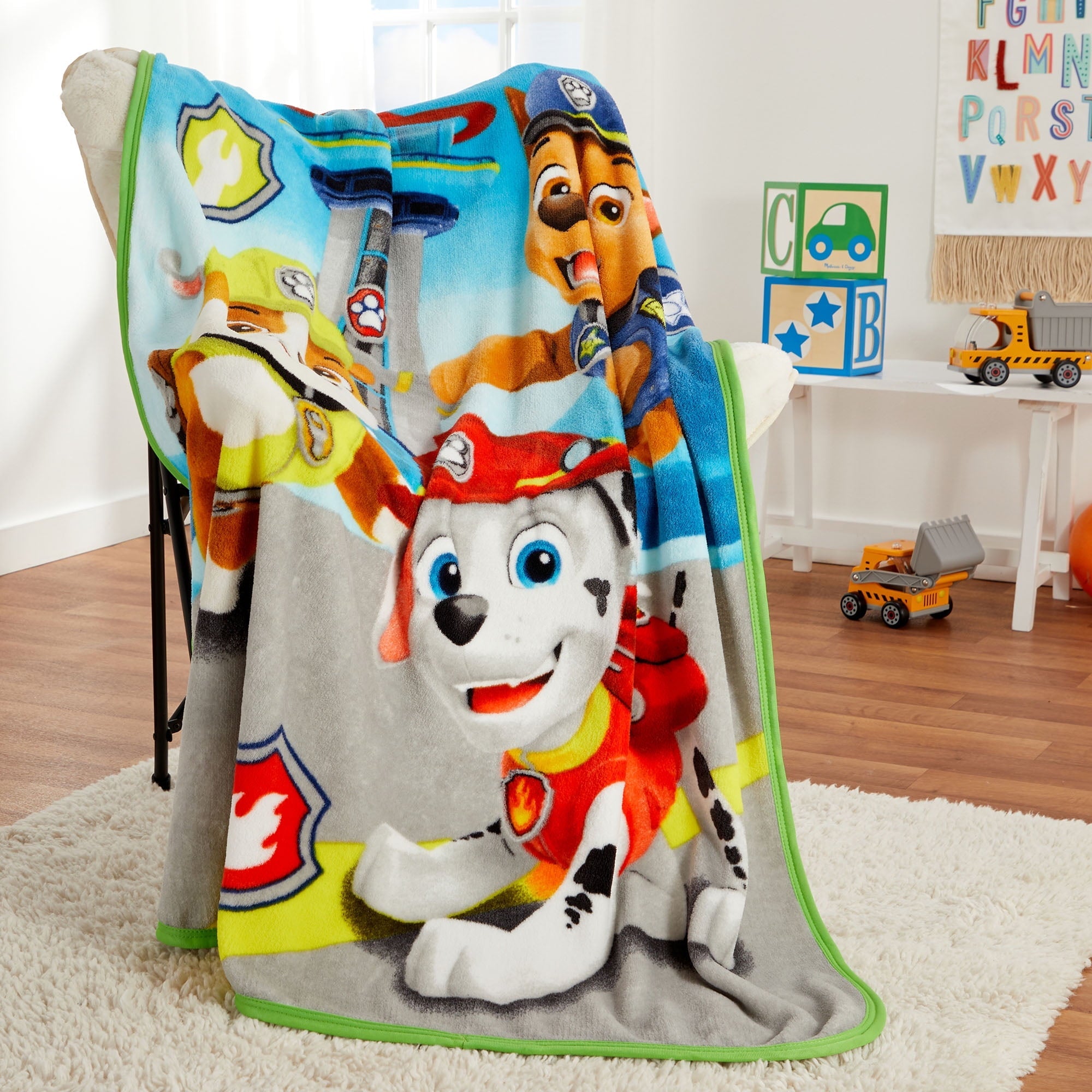 Reversible Sherpa Kids Coral Fleece Throw, 46 x60 - Super Soft Reversible Sherpa Flannel Blanket Detail