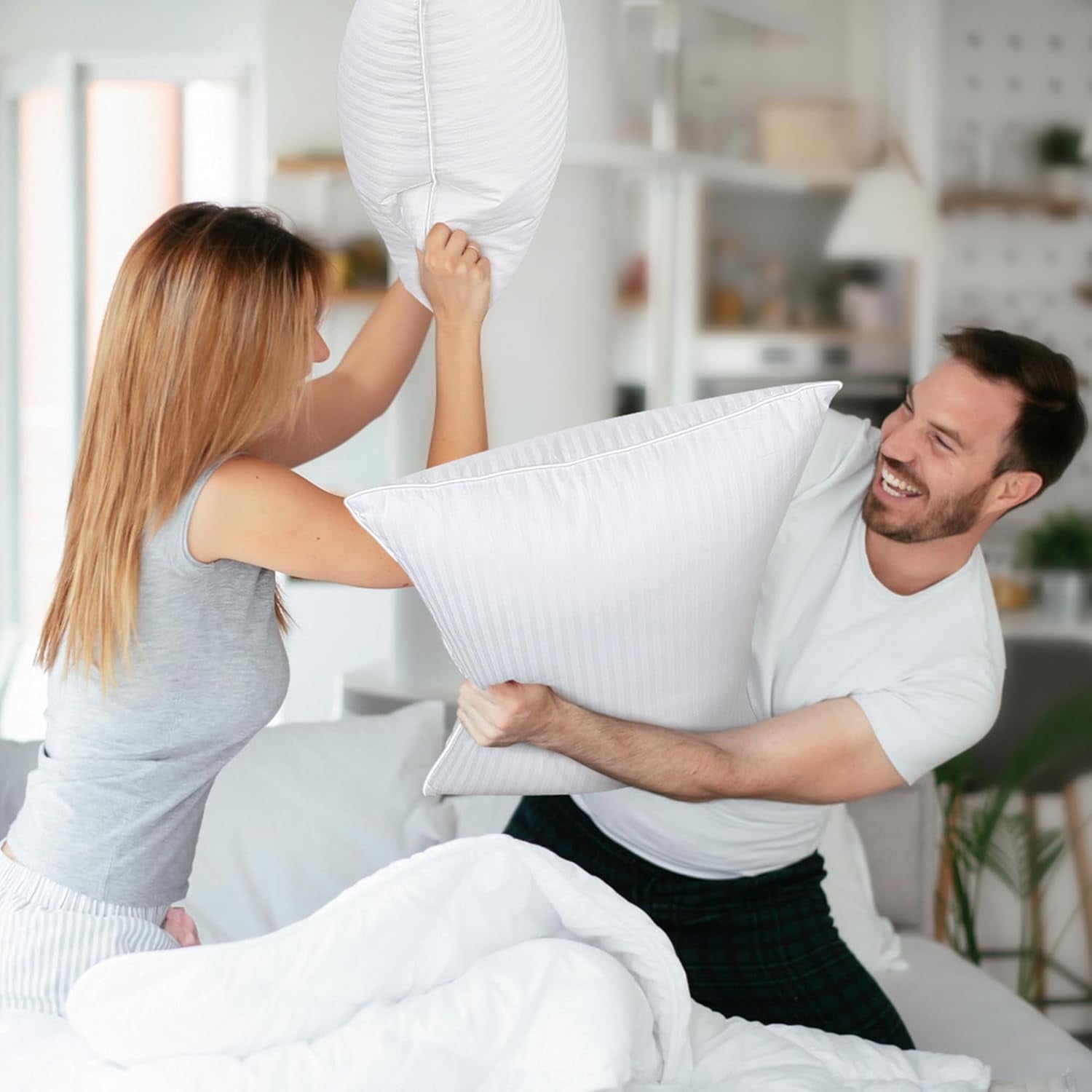 Decorative Plump Goose Feather Pillows Queen Size Set of 2, Hotel Down Bed Pillow for Sleeping,Soft 600 TC Cotton Cover - Decorative Throw Pillow Cushion for Sofa & Bed Detail