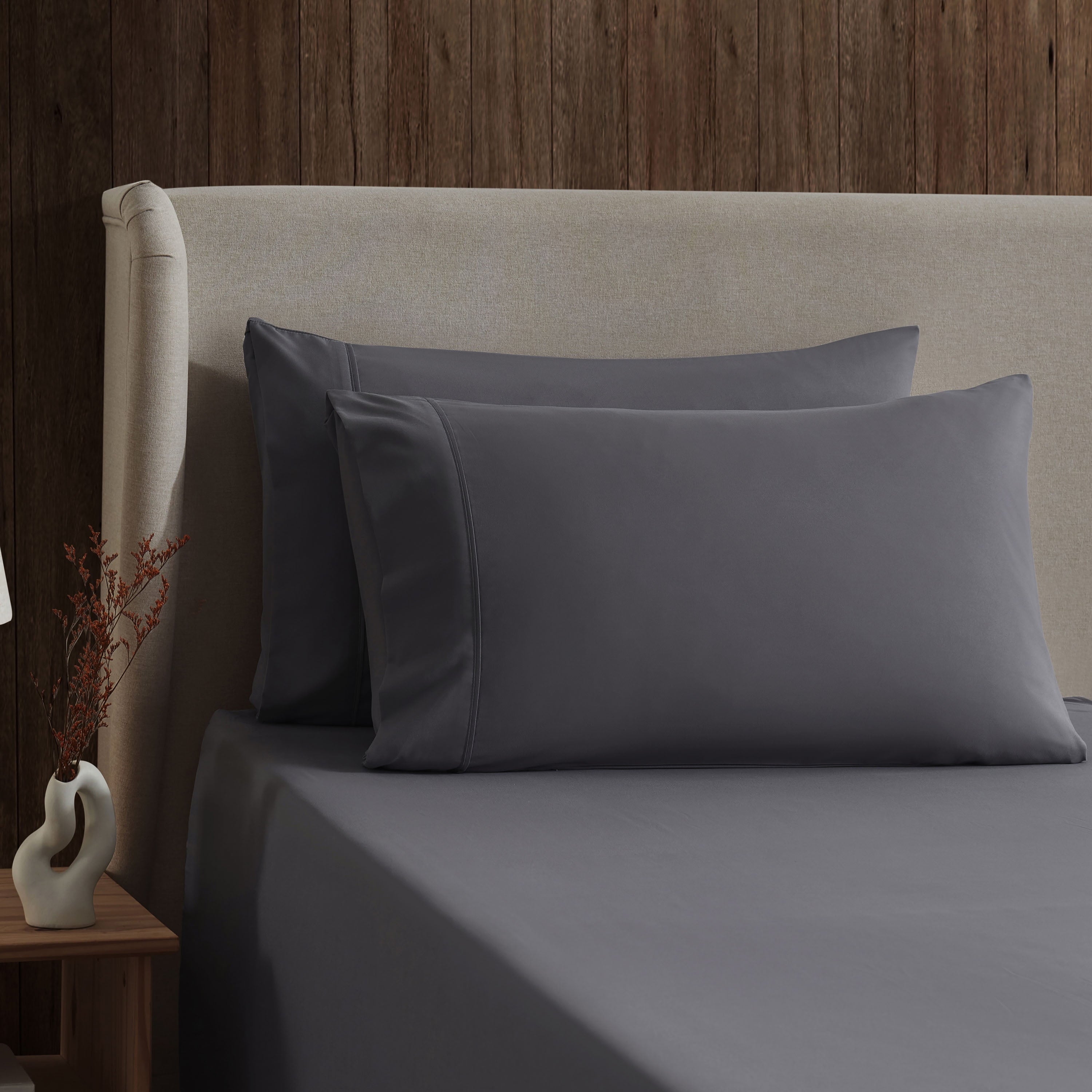 Ultra-Soft Queen Sheets Set, 1800 Series Extra Deep Pocket Sheets Queen Soft Microfiber Bed Sheets, 4 Piece Queen Sheet sets - Luxury Bed Sheet Set with Deep Pockets Detail