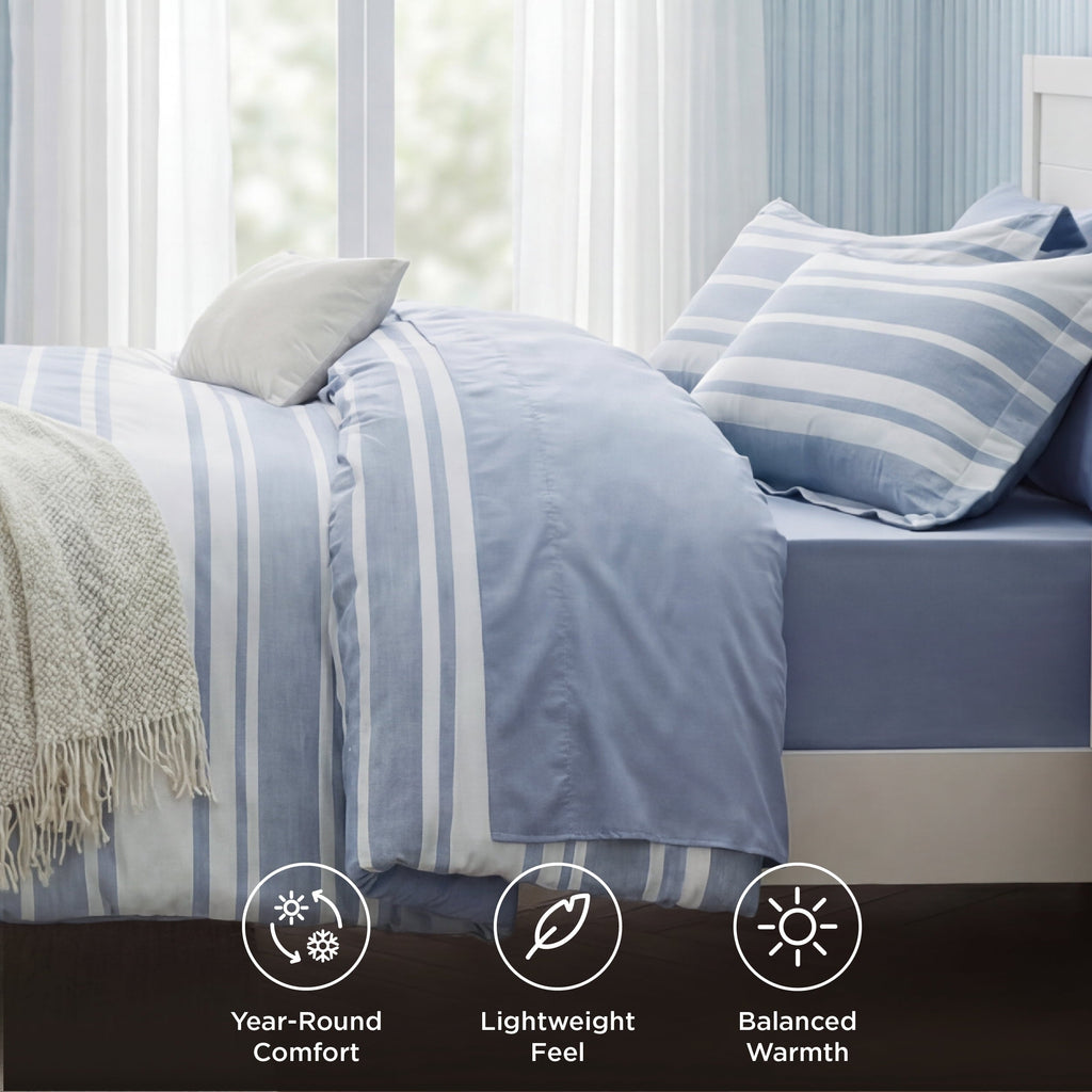 Luxurious Quilted Queen Comforter Set Blue, Bed in a Bag Queen Size Bedding 7-Pieces, Striped Bedding Set for All Seasons - All-Season Down Alternative Comforter Insert Detail