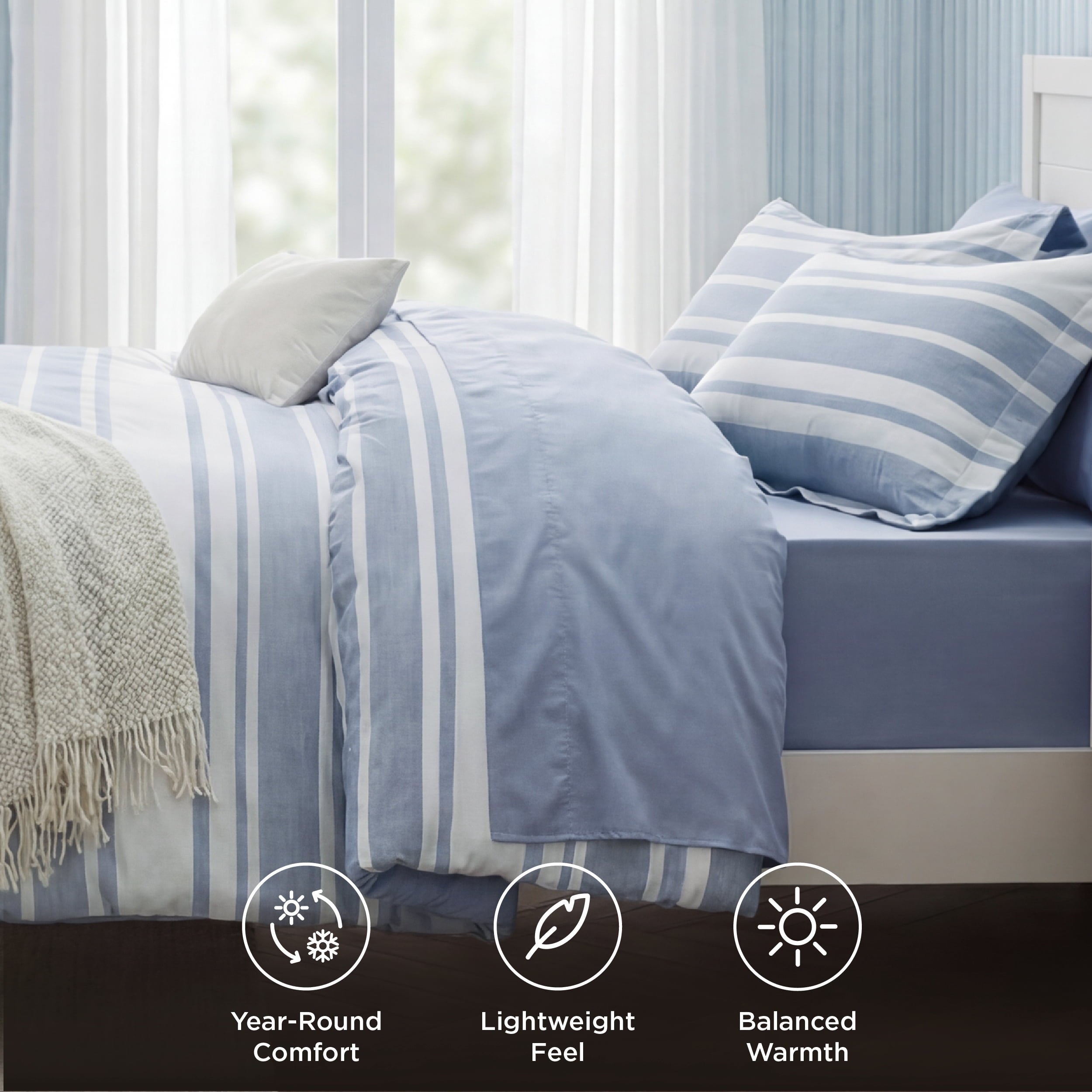 Luxurious Quilted Queen Comforter Set Blue, Bed in a Bag Queen Size Bedding 7-Pieces, Striped Bedding Set for All Seasons - All-Season Down Alternative Comforter Insert Detail