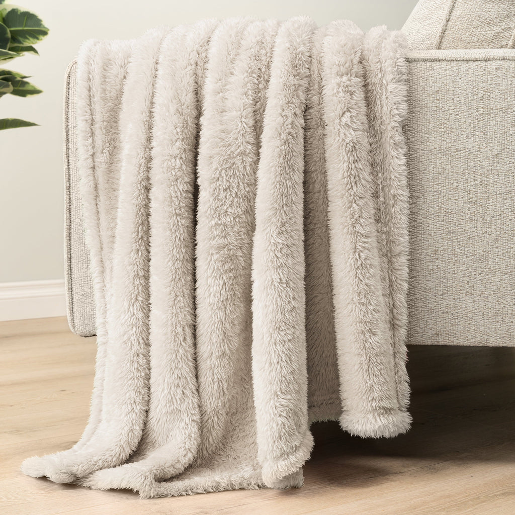 Lightweight Warm Sherpa Throw Blanket For Couch Sofa, Cream Beige Fluffy Warm Plush Blanket for Bed, Cozy Super Soft Lightweight Throw... - Super Soft Reversible Sherpa Flannel Blanket Detail