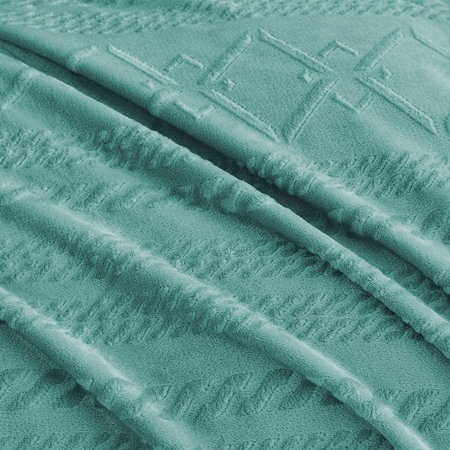 Super Soft Flannel Queen Size Soft Bed Blanket, Warm Fuzzy Luxury Bed Blankets, Decorative Geometry Pattern Plush Throw Blanket for Bed,... - Lightweight Plush Warm Blanket for All Seasons Detail