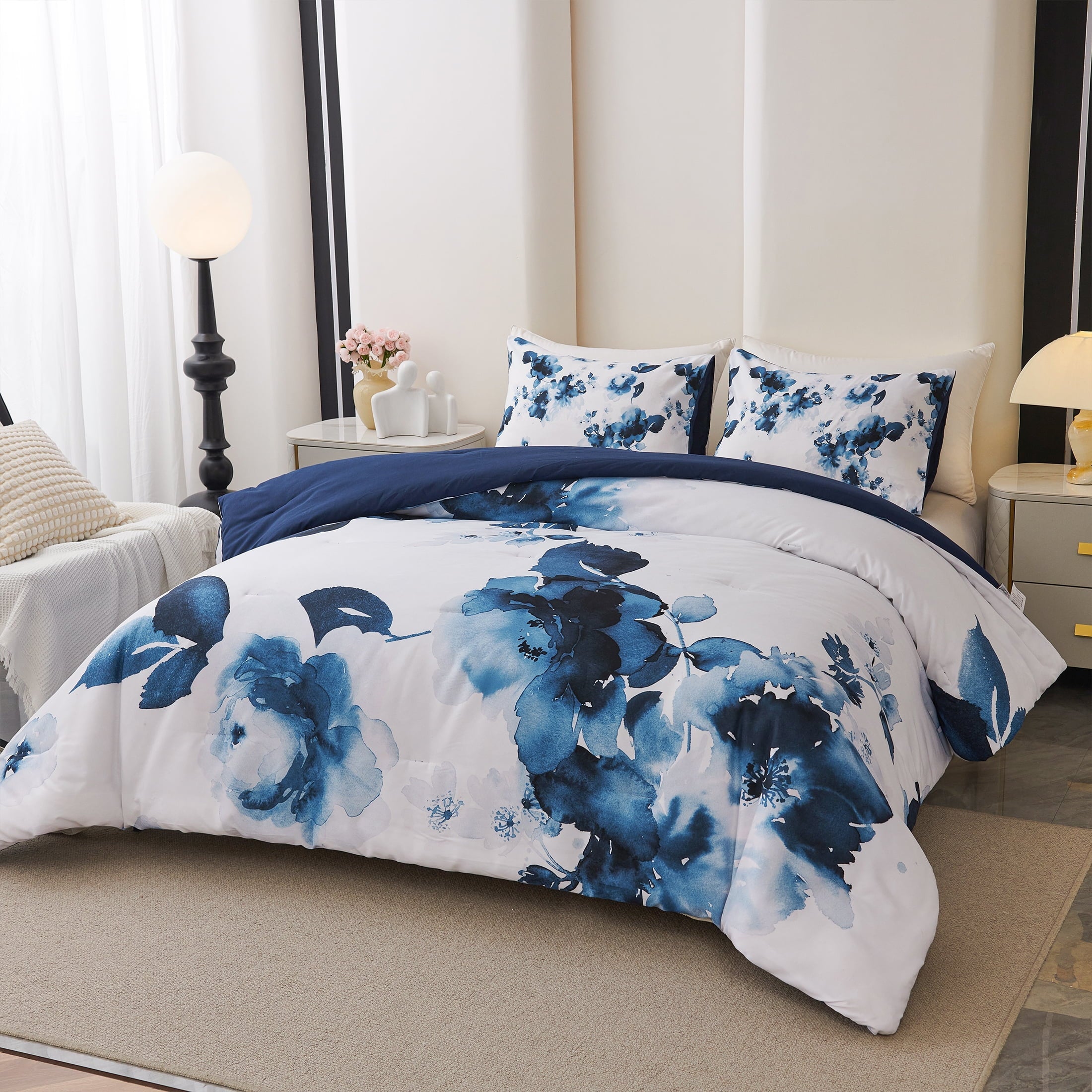 Hypoallergenic Cloud 3 Pieces Blue and White Floral Comforter Set King Size, Flower Bedding with Watercolor Flowers Pattern for Women, Rev... - Cloud-Like Soft Lightweight Bed Comforter Detail