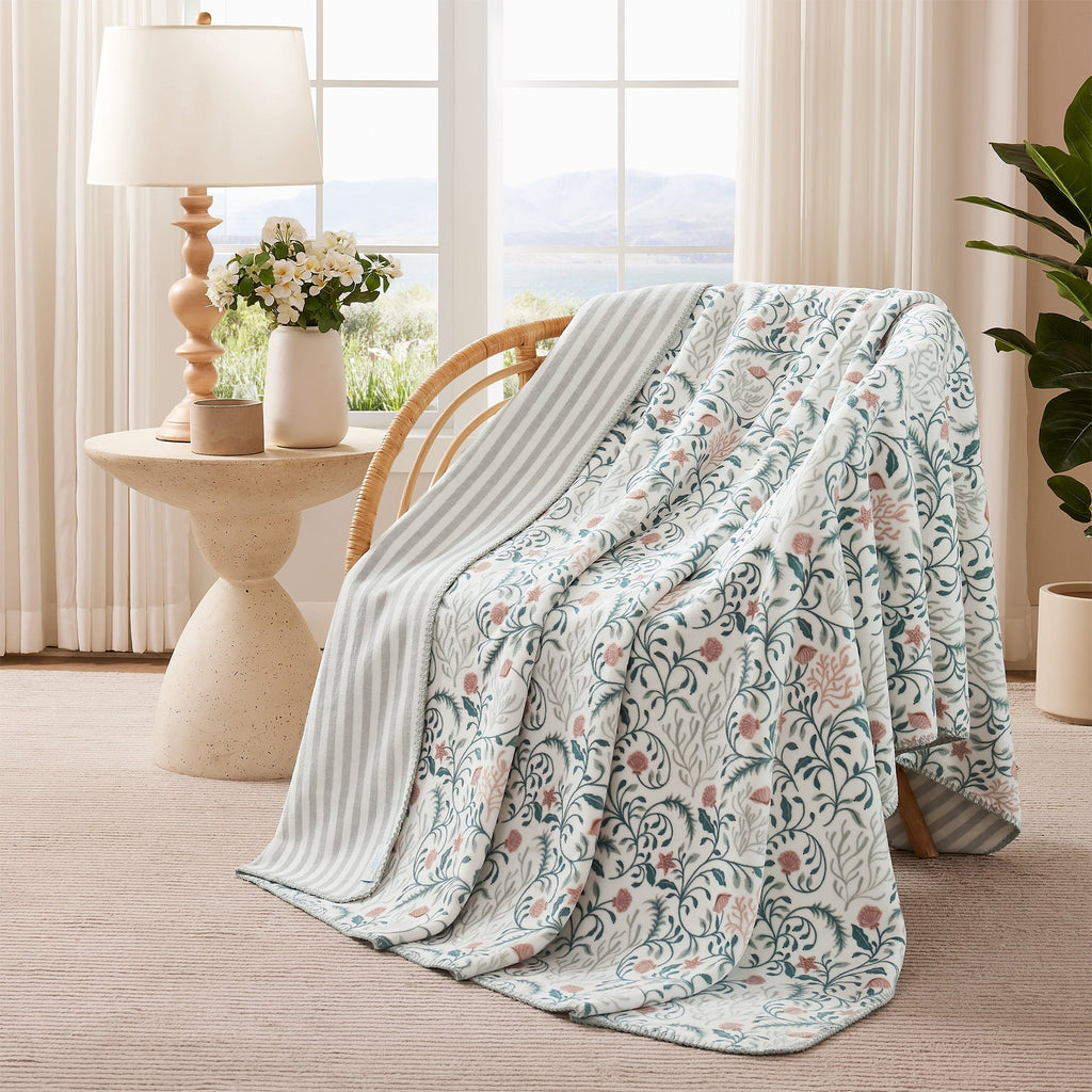 Super Soft Flannel Throw Blanket, Reversible Plush Fleece Blanket for Couch, Green Seaberry Print, 50" x 72" - Super Soft Reversible Sherpa Flannel Blanket - Default Title