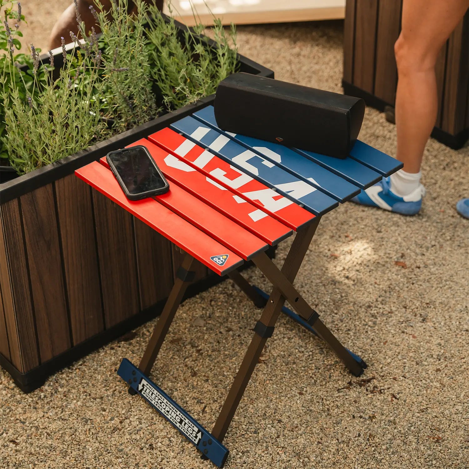 Heavy-Duty Grilling Compact Camp Table 20 - USA Anniversary Deluxe - Choice 757 - Multi-Functional Heavy-Duty Grilling Table Counter Detail