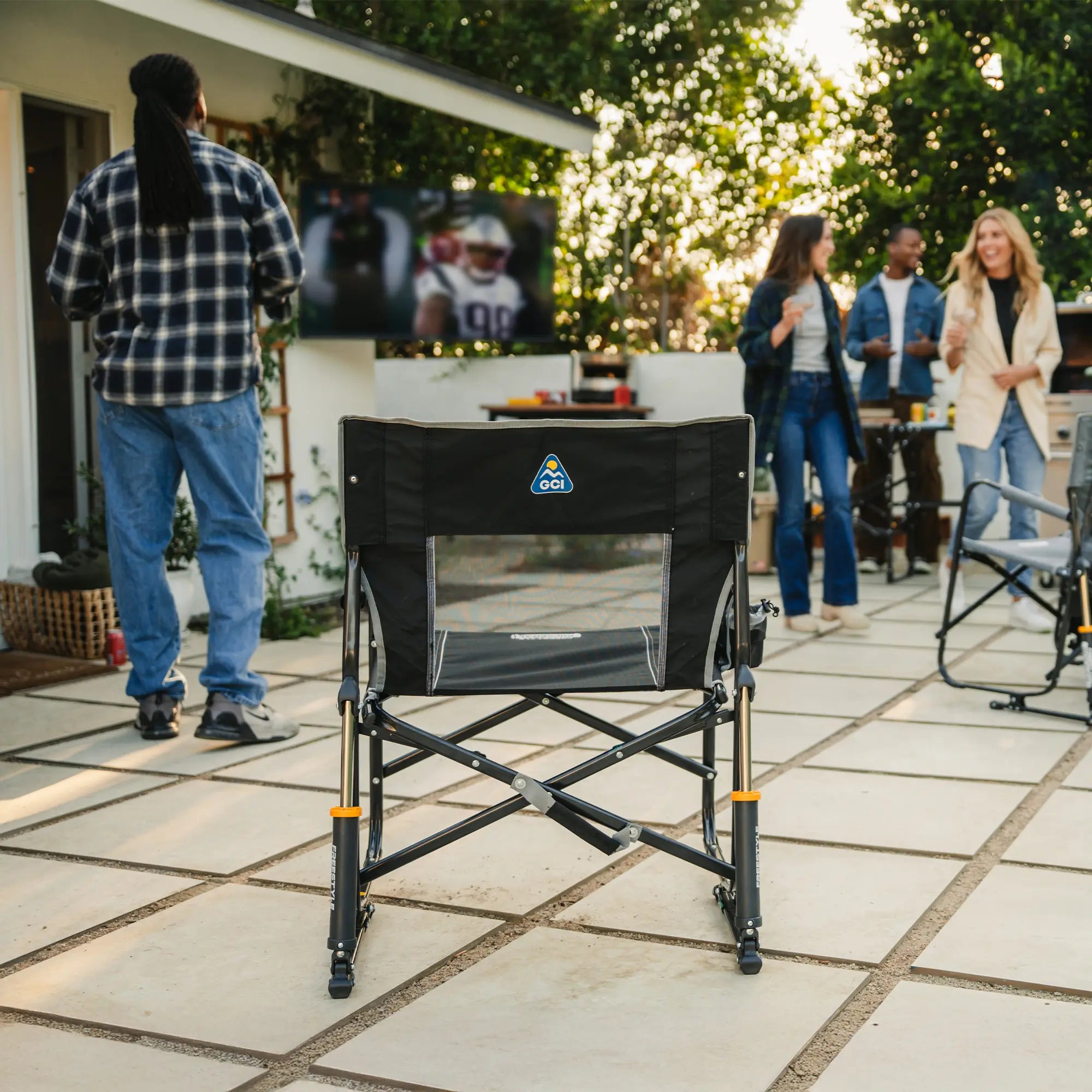 Patented Spring-Action Freestyle Rocker - Choice 711 - Heavy-Duty Kickback Rocker with Beverage Holder Detail