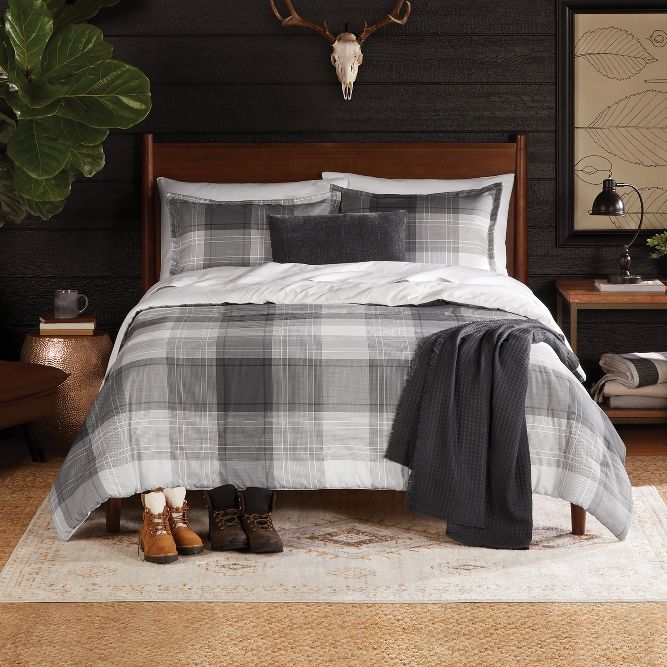 Luxurious Quilted Full/Queen Comforter Set, All-Season, 5-Piece, Grey Plaid - Luxurious Quilted Duvet Cover Set - Default Title