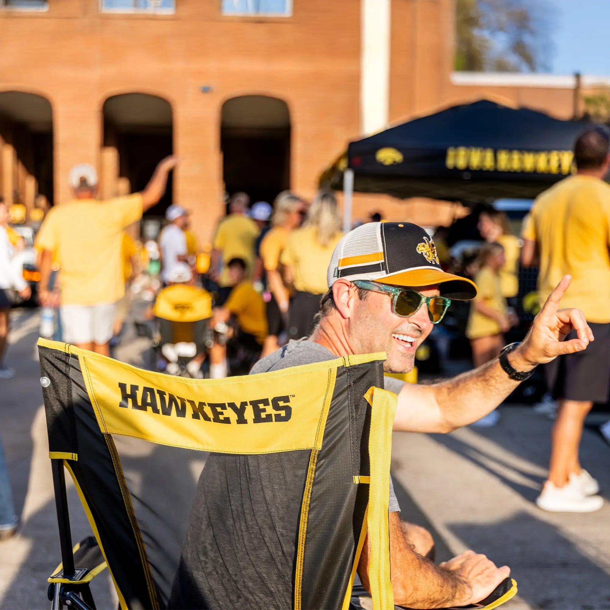 Premium All-Weather College Comfort Pro Rocker - Iowa Hawkeyes - Choice 249 - RoadTrip Rocker Smooth Motion Camp Chair Detail