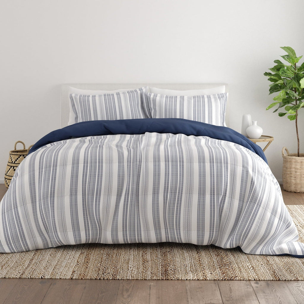 All-Season 2-Piece Navy Farmhouse Dreams ReversiblePrint Comforter Set, Twin/TwinXL - Luxurious Quilted Duvet Cover Set - Default Title