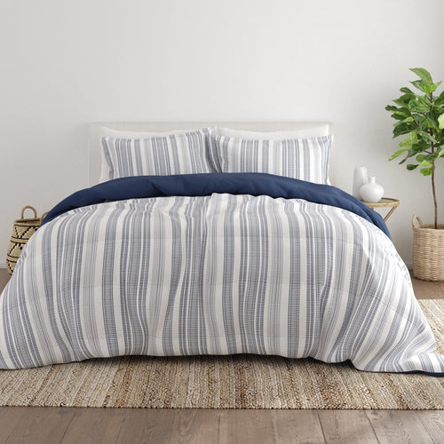 All-Season 2-Piece Navy Farmhouse Dreams ReversiblePrint Comforter Set, Twin/TwinXL - Luxurious Quilted Duvet Cover Set - Default Title