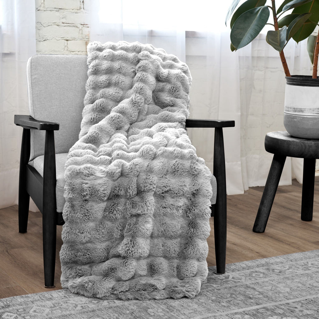 Cozy Fleece Serenade Gray Textured Faux Fur Throw Blanket, 50 x 70 - Cozy Fleece Throw Blanket for Couch & Bed - Default Title